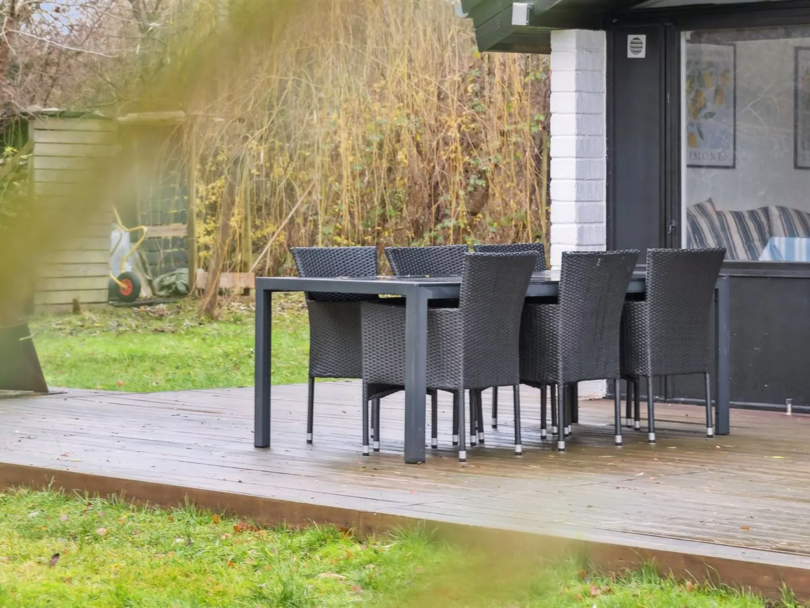 "Ordan" - 140m to the fjord-Outside