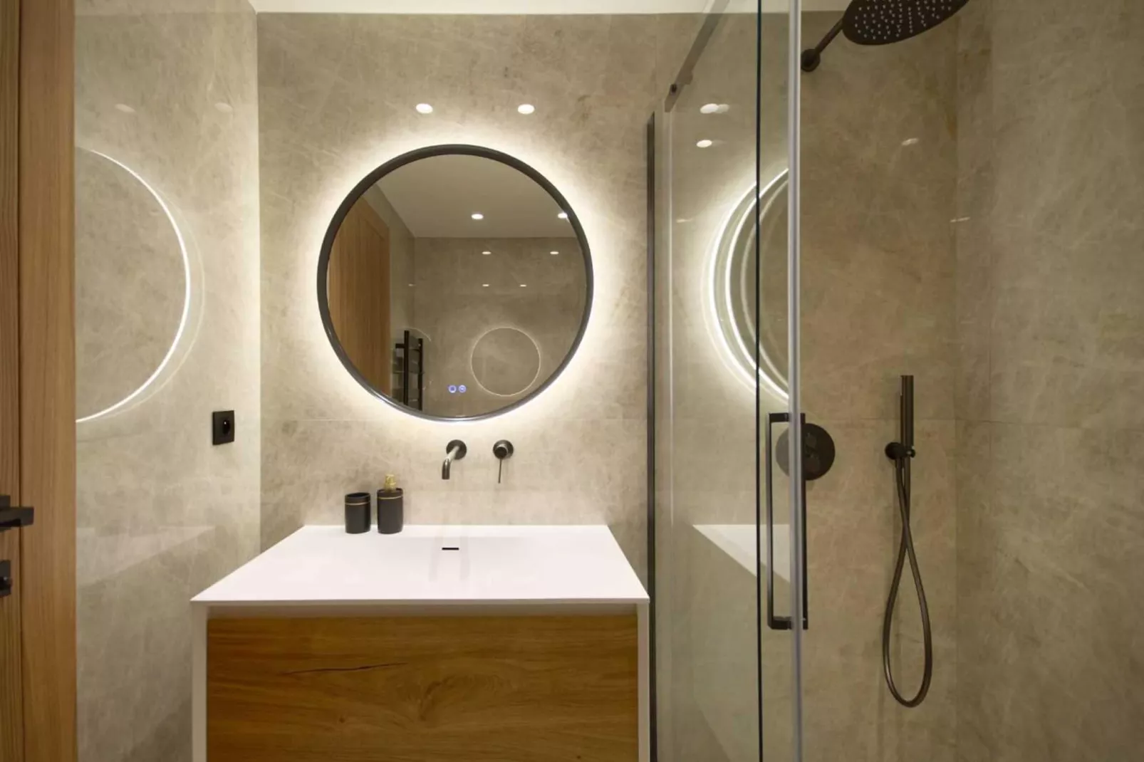 JL-64-ANTIBES-Untagged