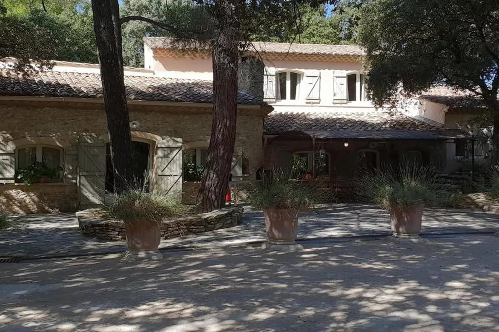 Villa cadre idyllique et reposant avec piscine