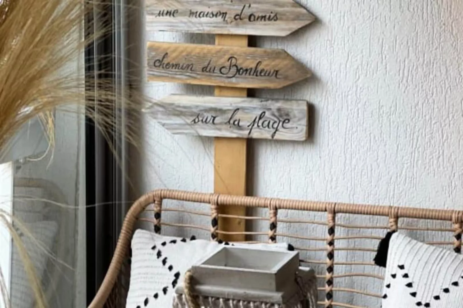 Résidence La M&eacute;diterran&eacute;e Appartement Au Coeur Du Village 50 M De La Plage-Untagged