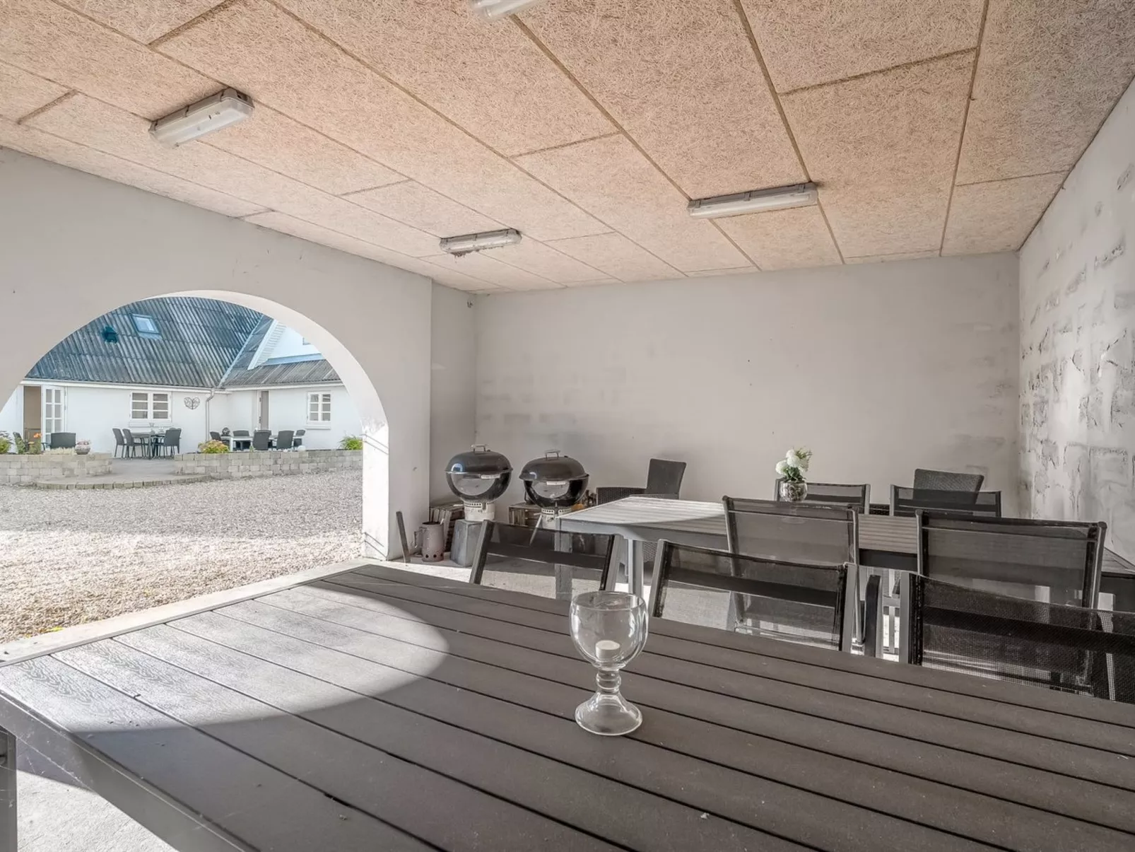 "Pauna" - 2.5km from the sea - Outside