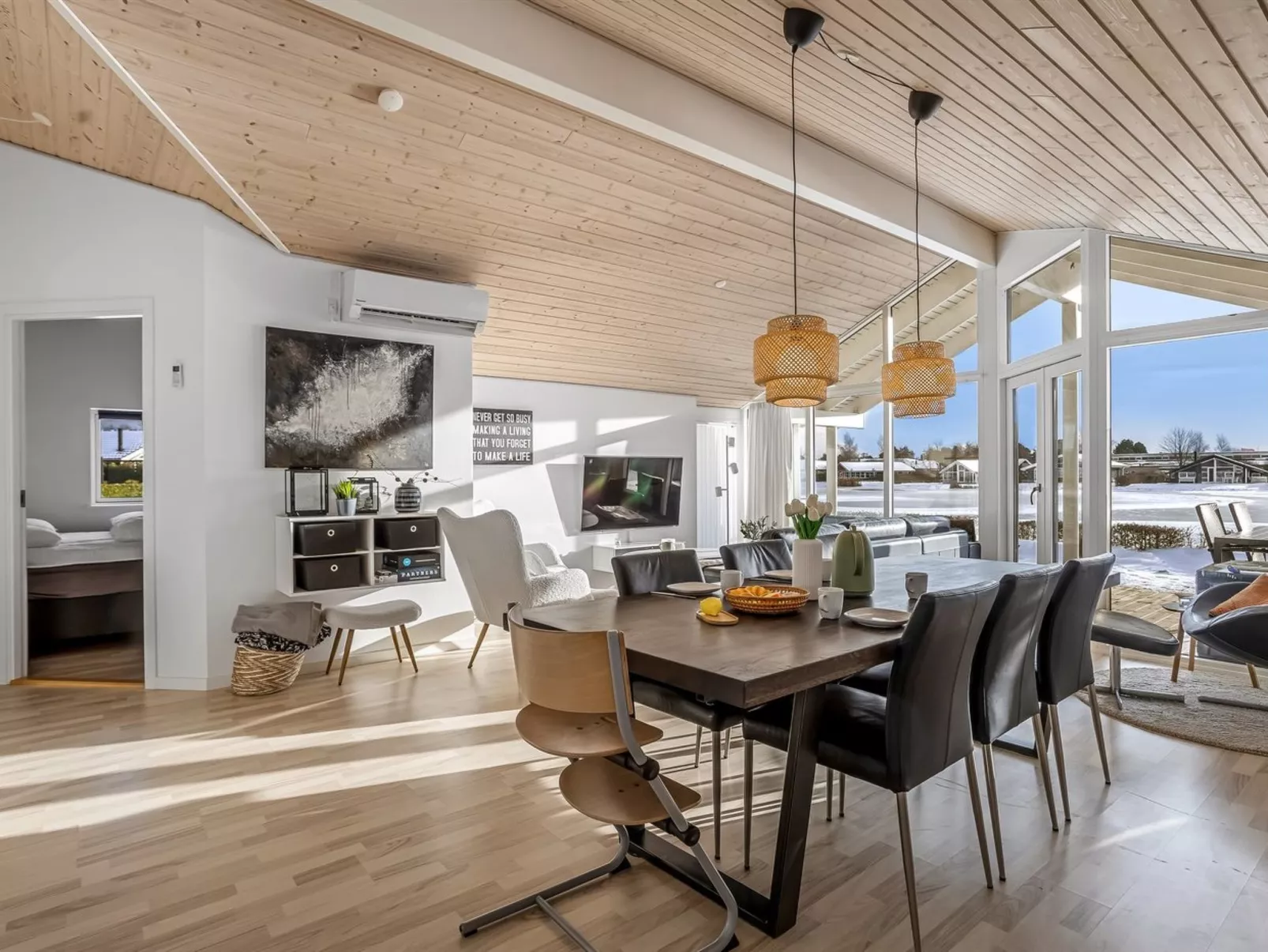 "Østmar" - 1.3km from the sea - Drinnen