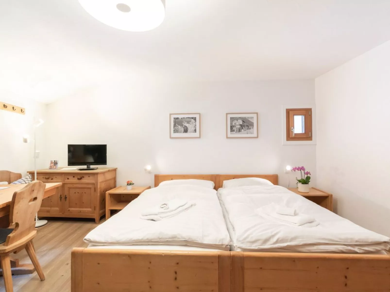 Chesa Michel Grisch - Inside