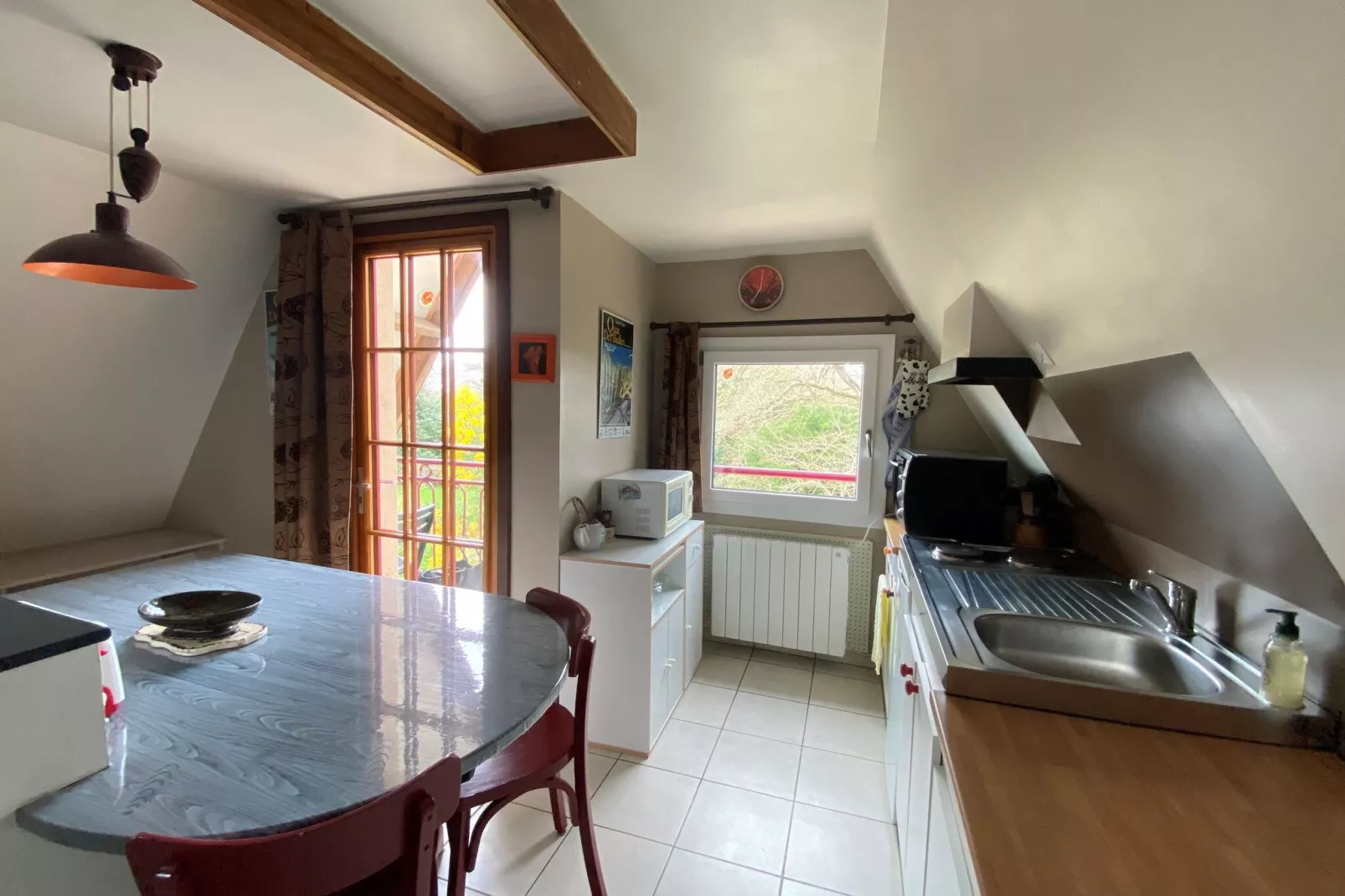 Dupleix dans un jardin bucolique à Saint Briac sur Mer-Cuisine