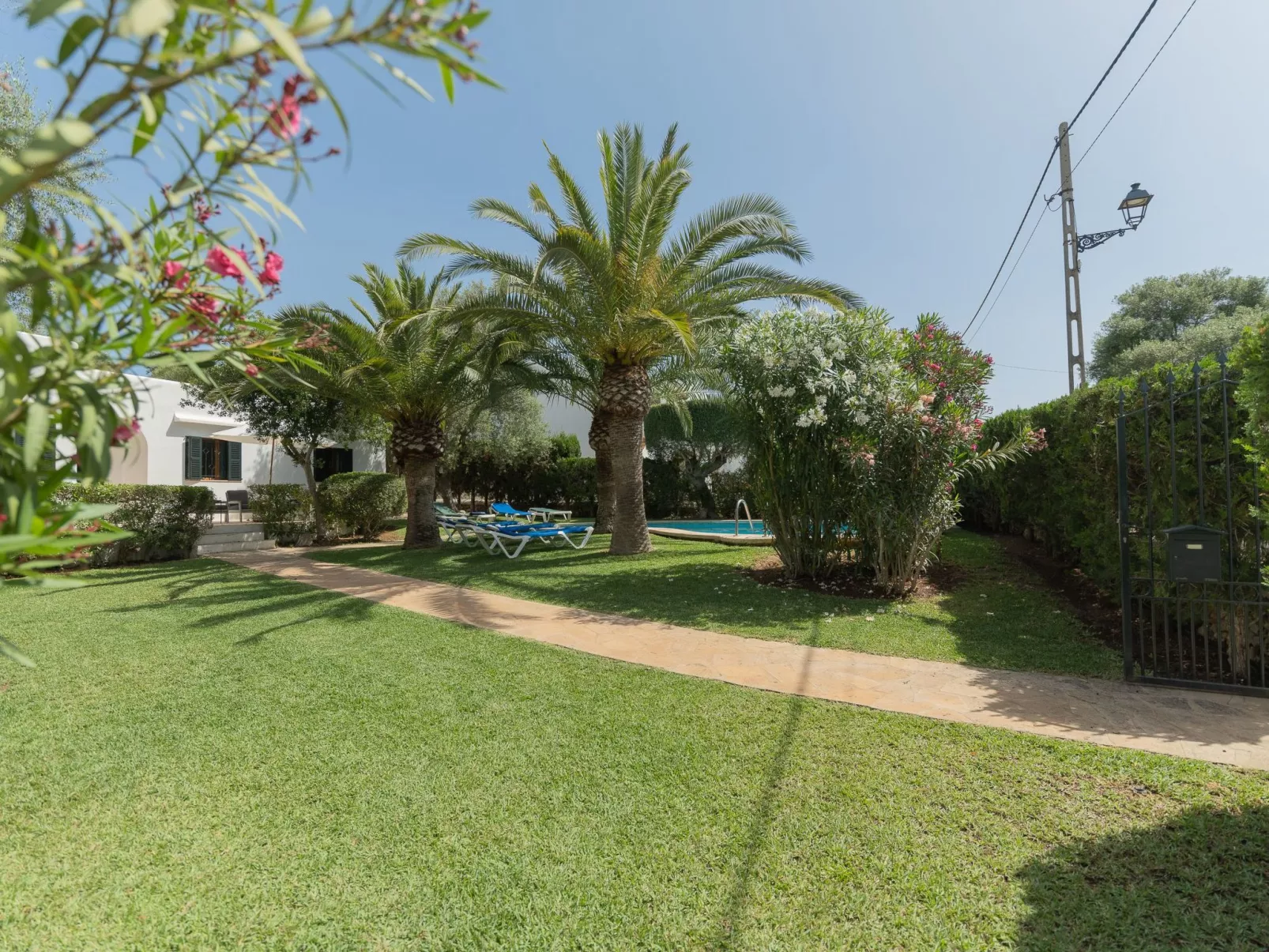 Dora - Draußen