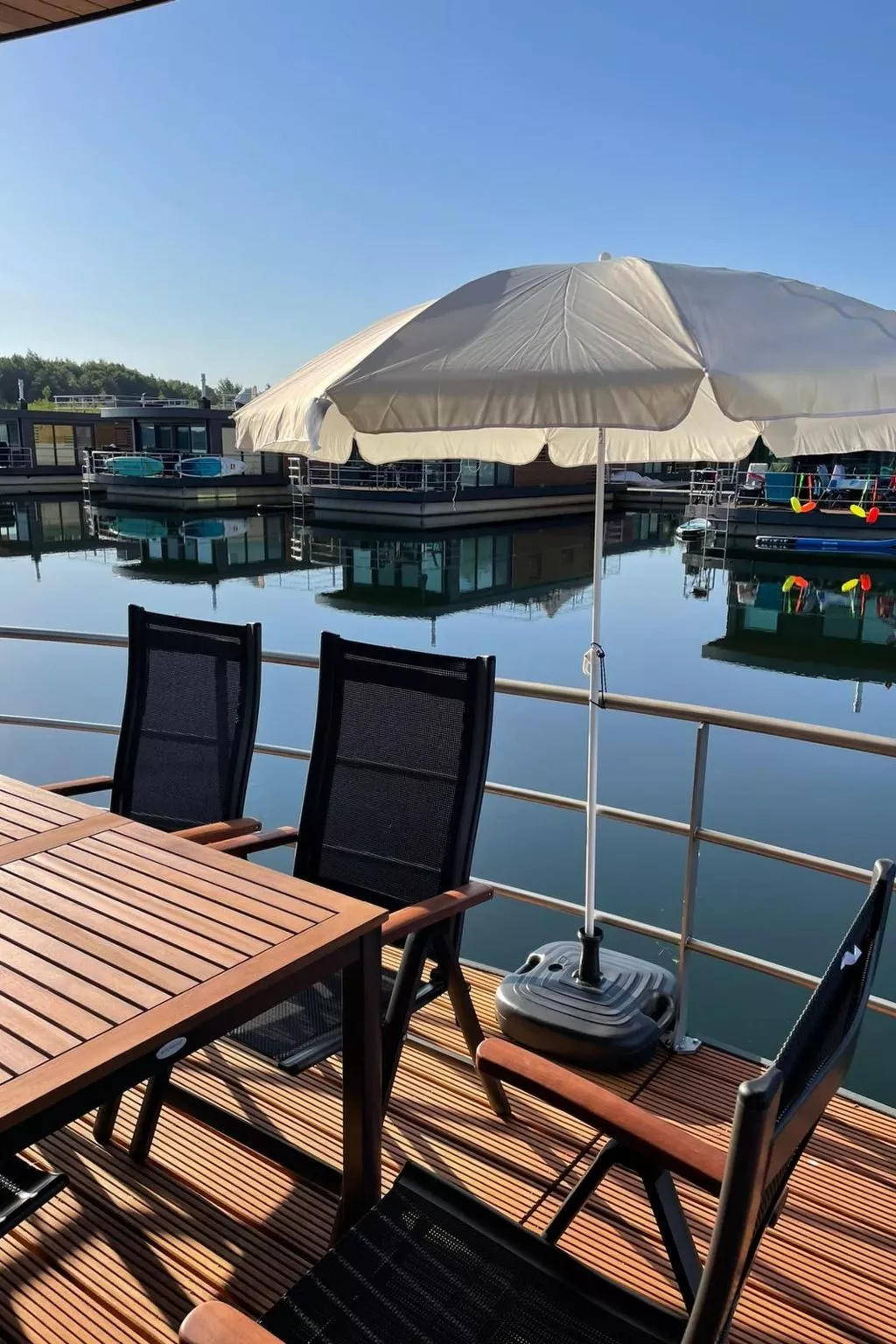 Hausboot Vroni am Bärwaldersee - Image-tags.info