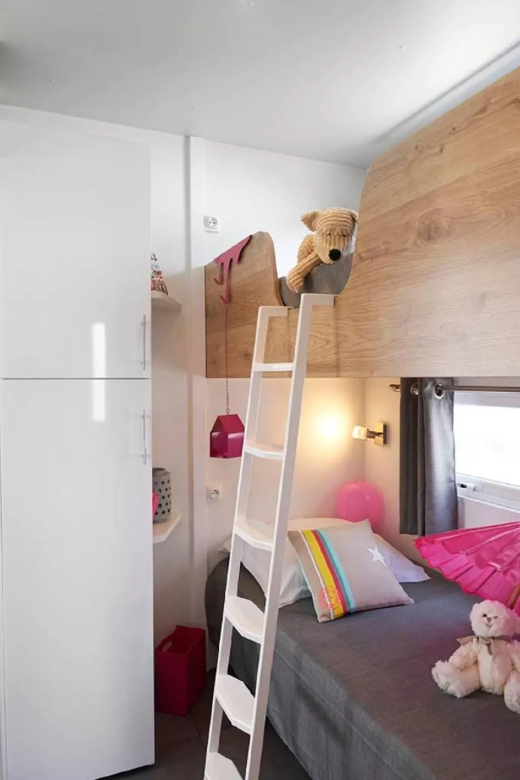 In Wackersdorf mit Whirlpool, Terrasse und Grill - Image-tags.info