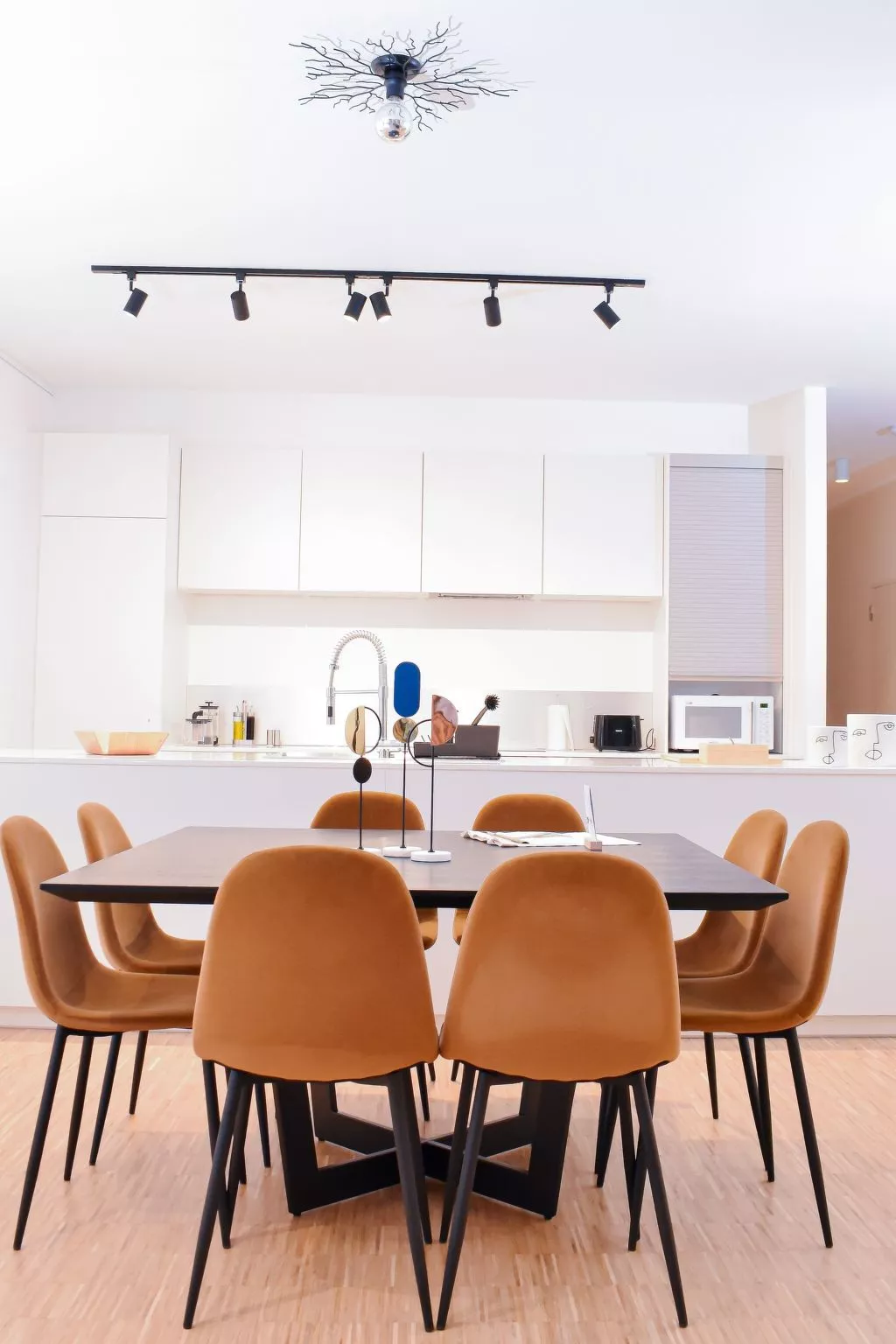 Edelsteine im Herzen der Stadt 4B - Image-tags.info