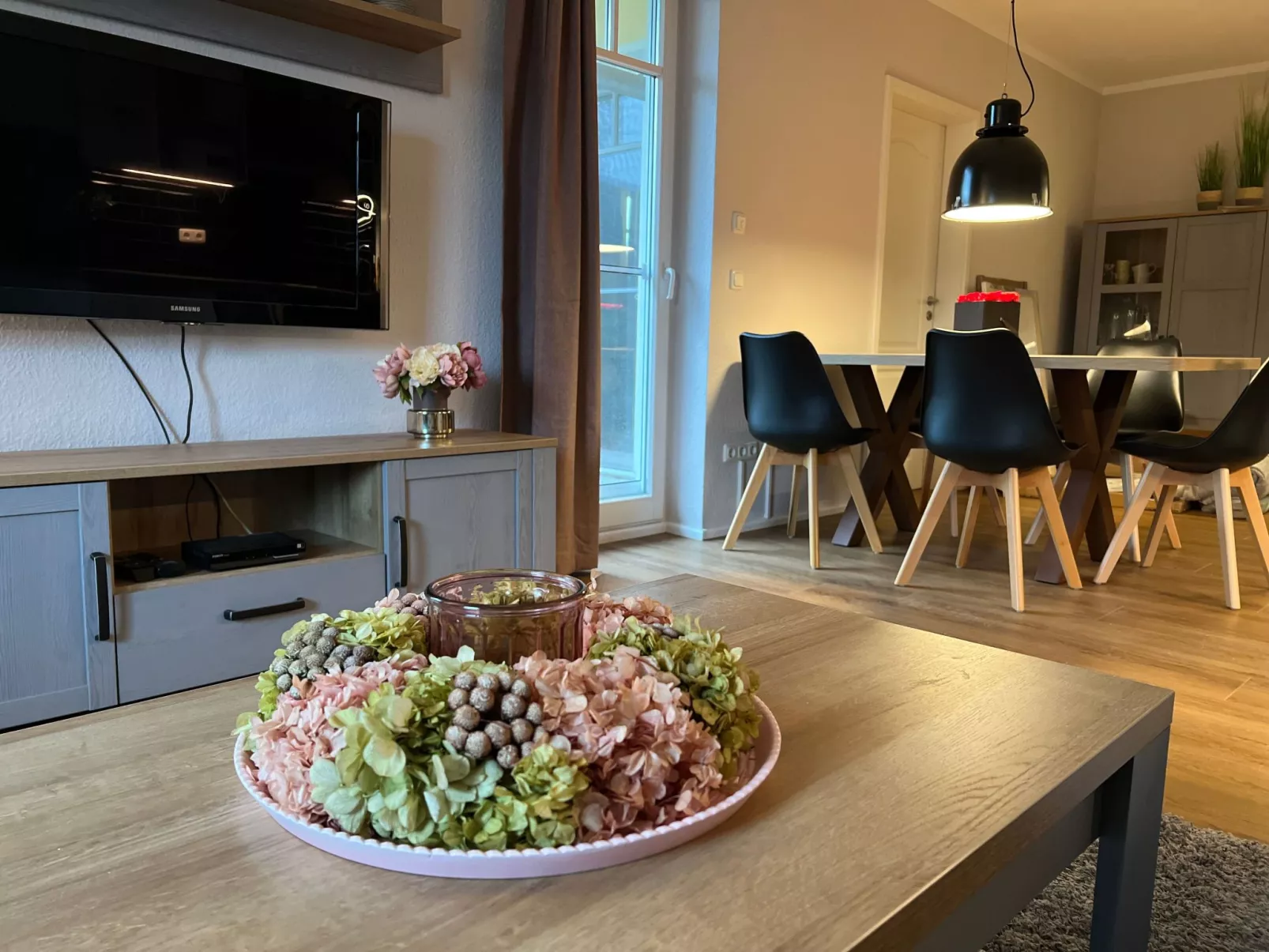 Traumhaft ruhige Ferienwohnung mit großem süd-west Garten in Strandnähe - Image-tags.info