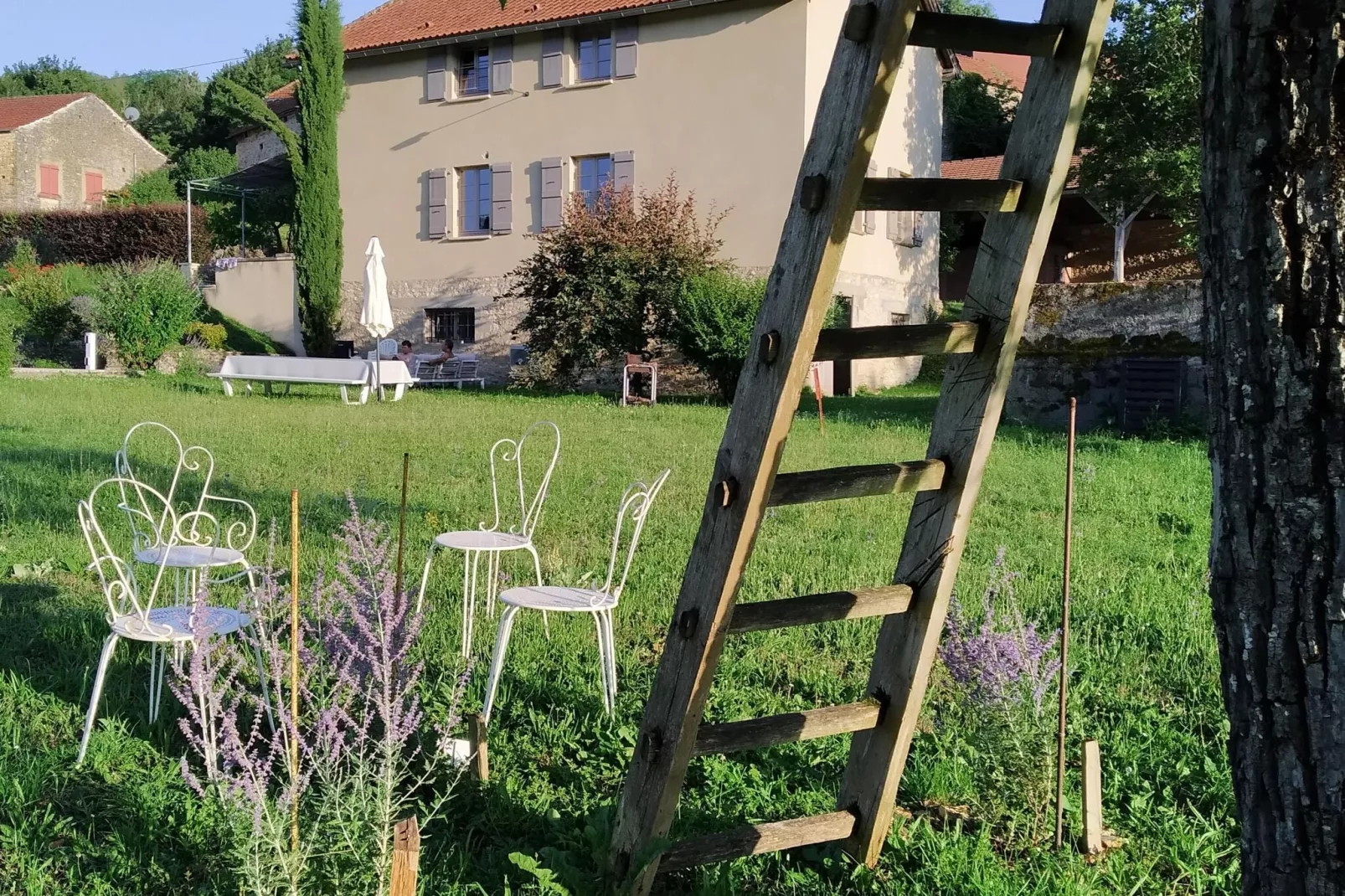 Le Chiquedou-Exterior summer
