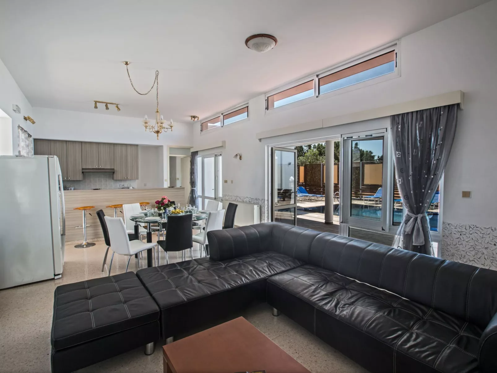 Moderne Ferienvilla in Ayia Napa - Image-tags.info