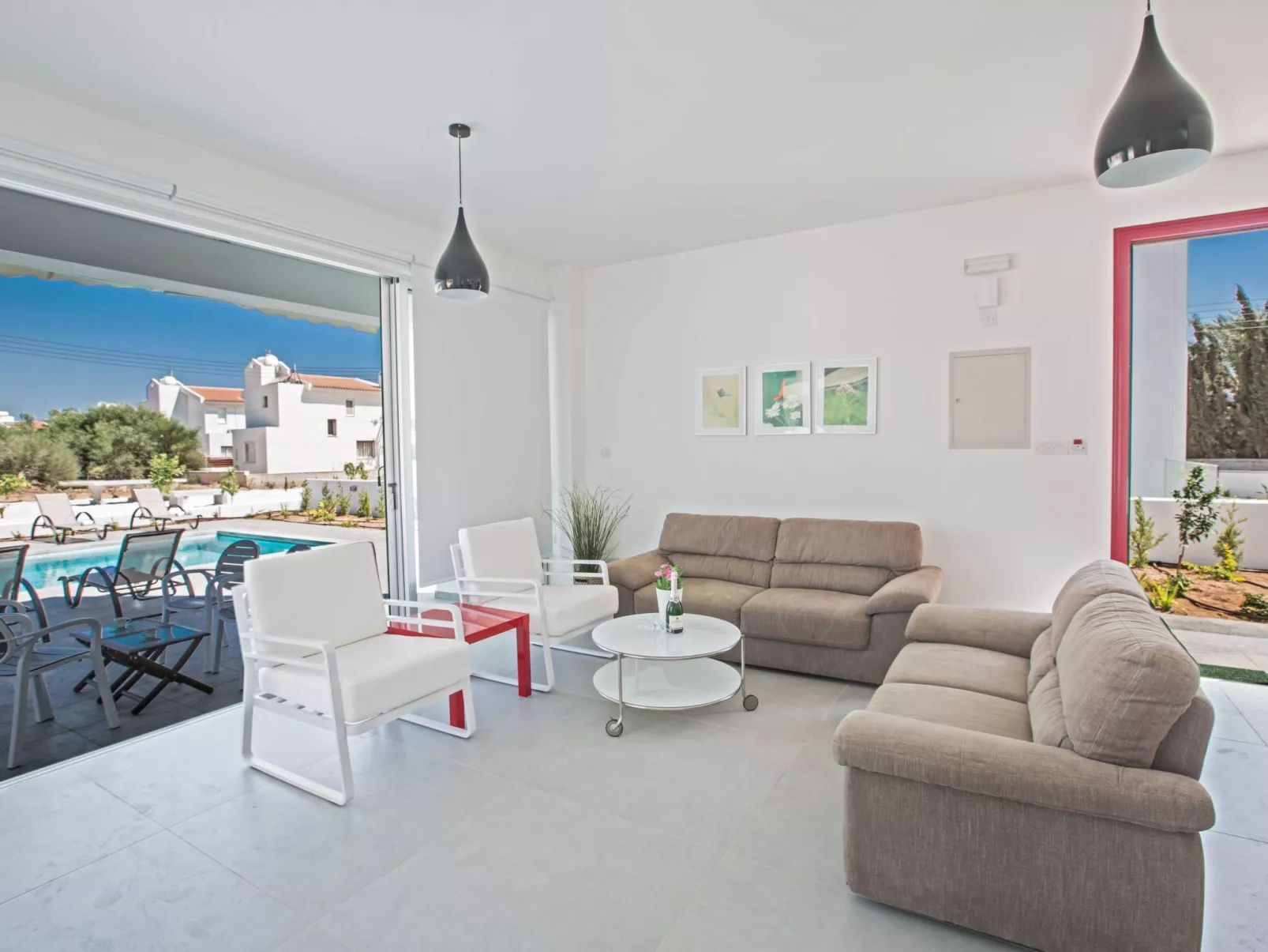 Wunderschöne, geräumige Ferienvilla mit BBQ - Image-tags.info