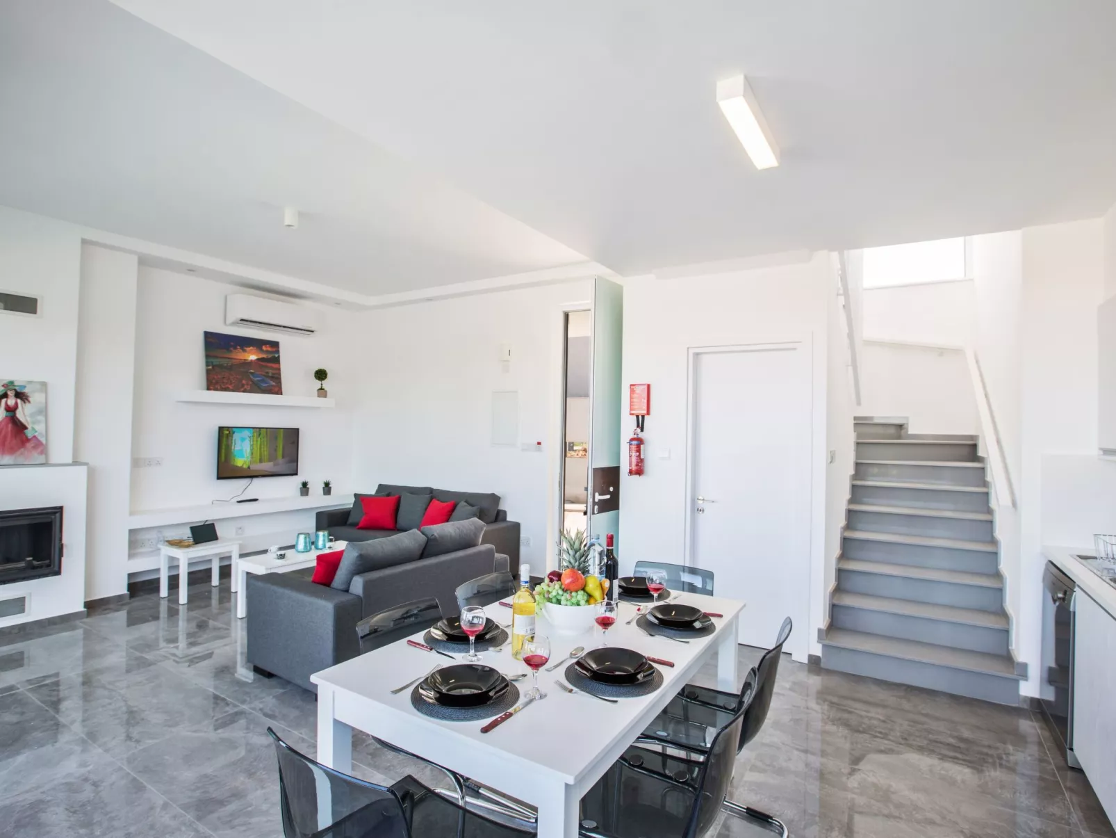 Protaras Olivine Villa mit Pool und einem Dachgarten - Image-tags.info