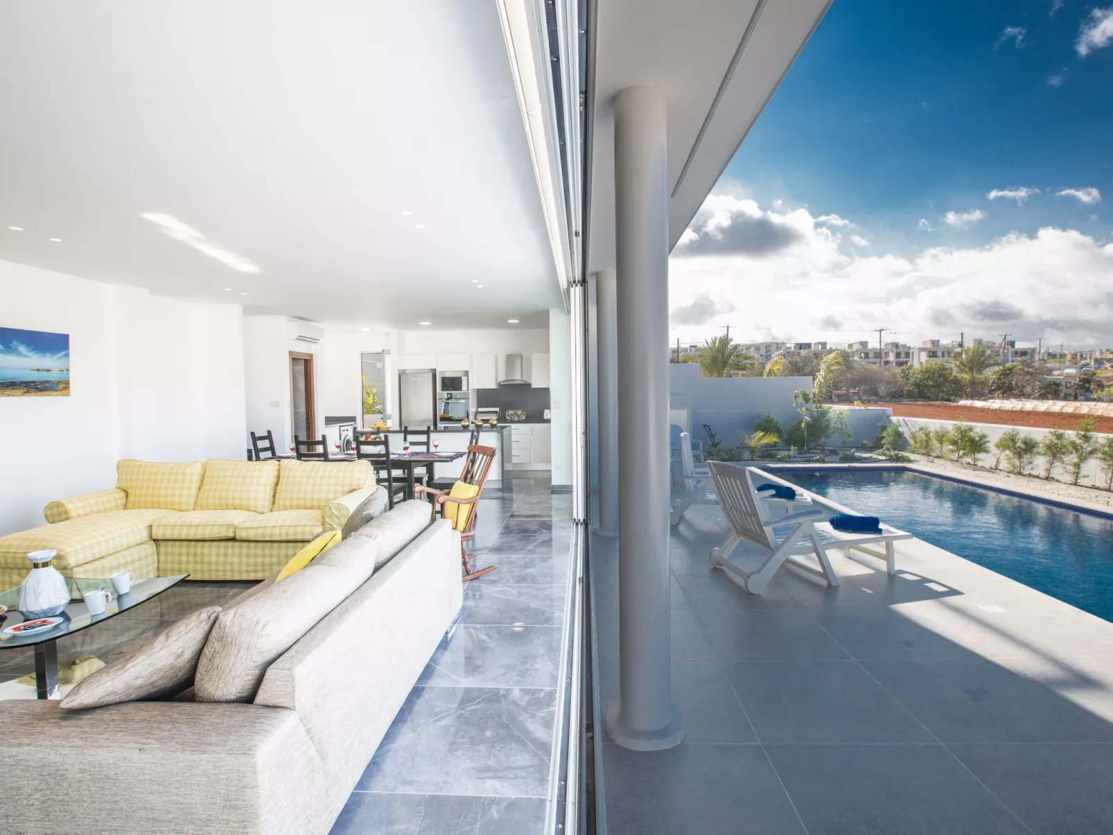 3-Schlafzimmer-Villa mit privatem Pool und Dachgarten - Image-tags.info