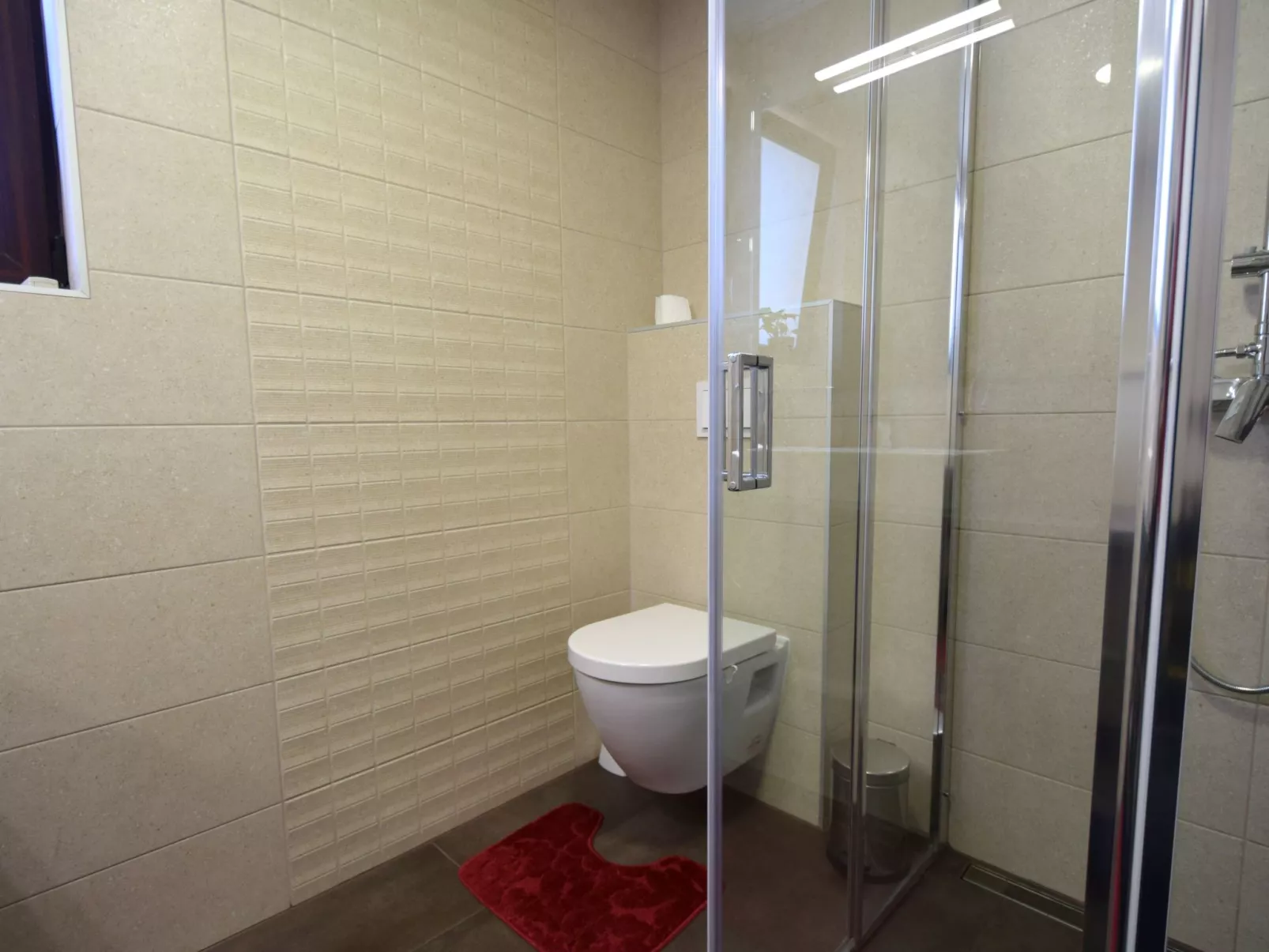 Aki Antonio - Image-tags.info