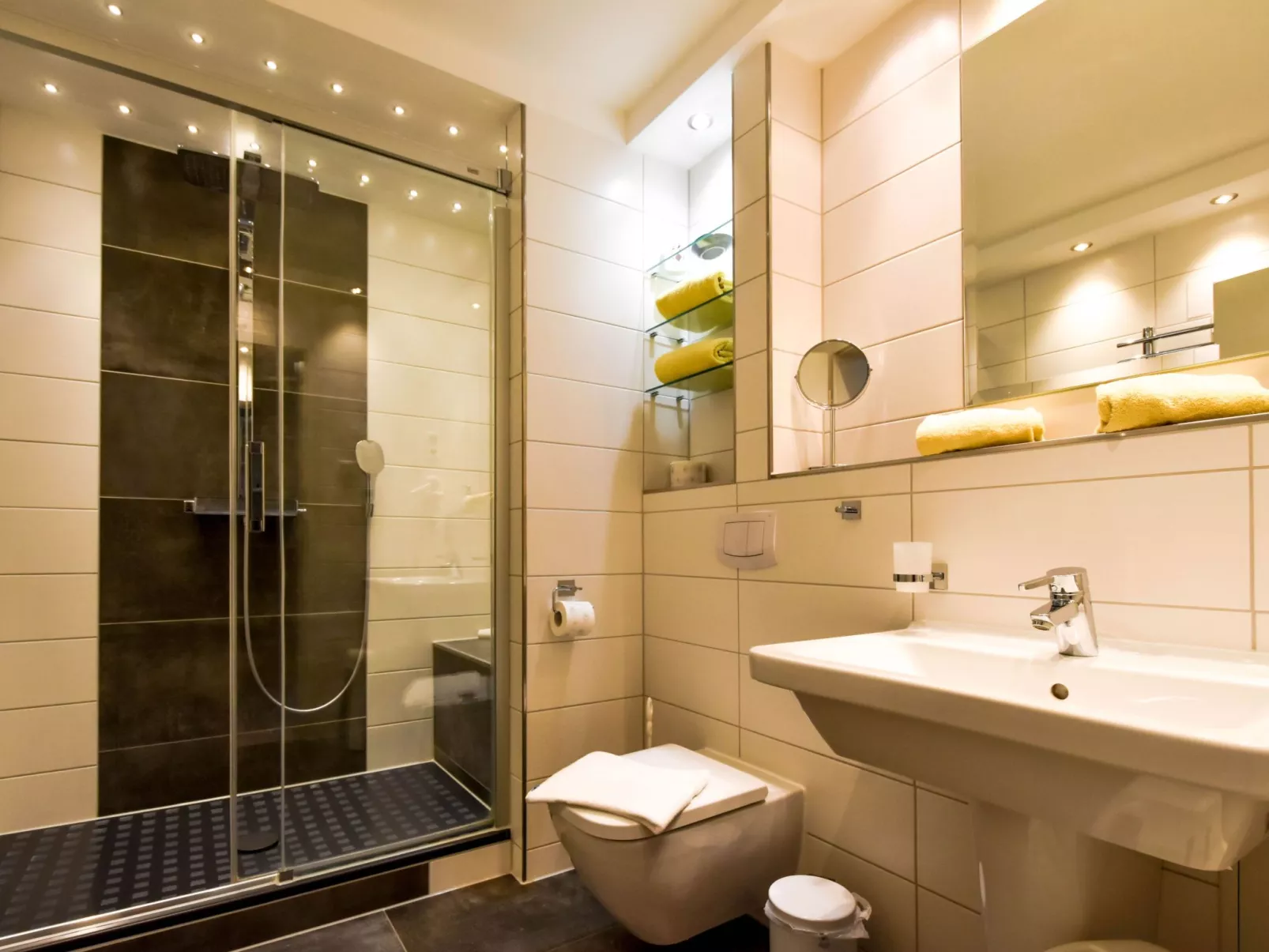 Seeschloss Binz Apartment 16- 2 Minuten zum Strand - Image-tags.info