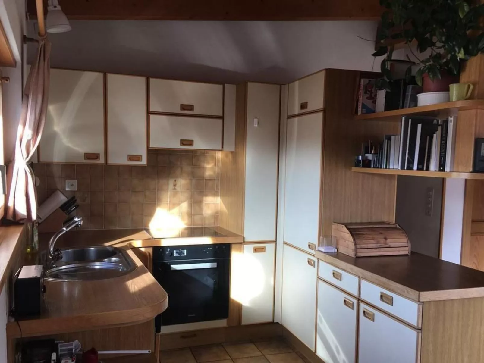 Aussichtsreiche Dachwohnung 'Ramoz' mitten im Do - Inside