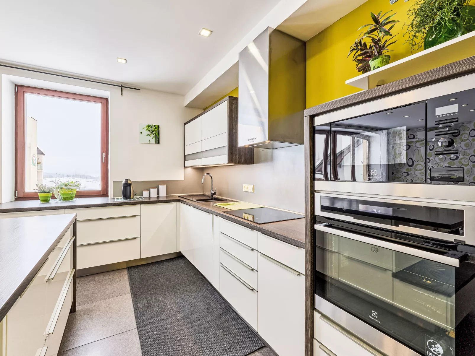 Vysoké nad Jizerou - Inside