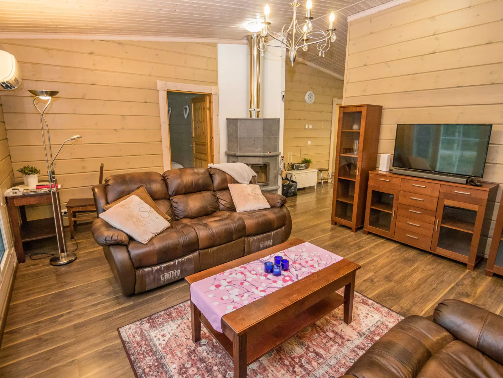 Villa wilhelmiina - Inside