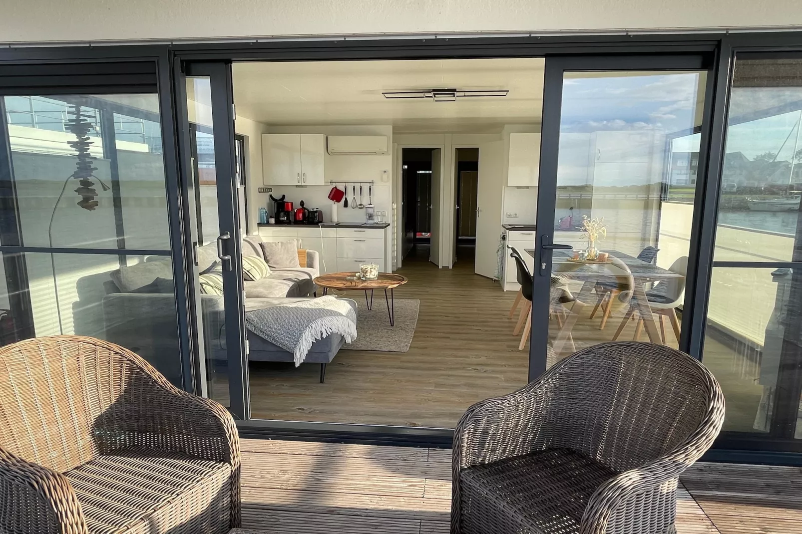 Floating House Charlotte - Salon