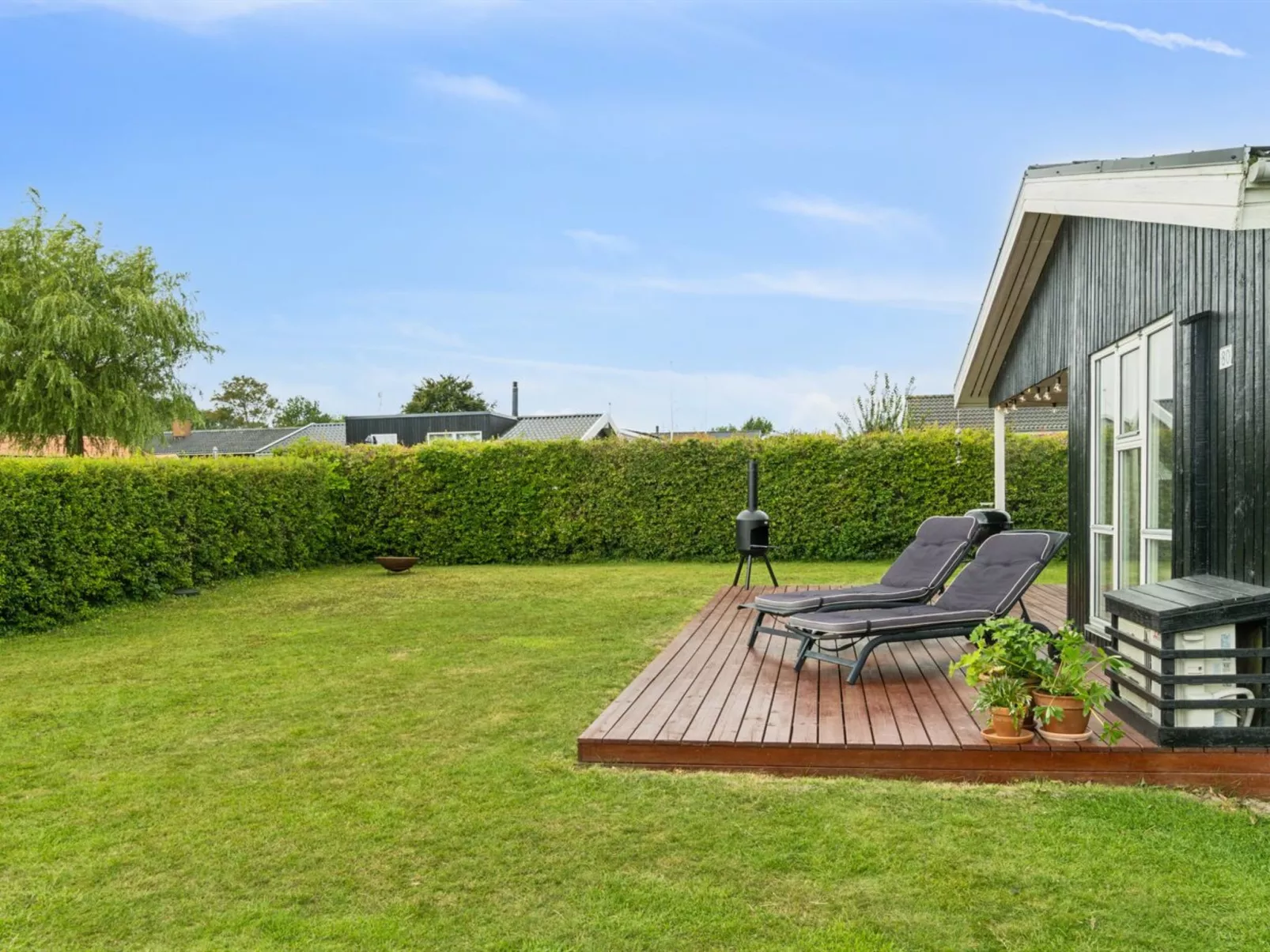 "Bjarni" - 180m from the sea - Outside