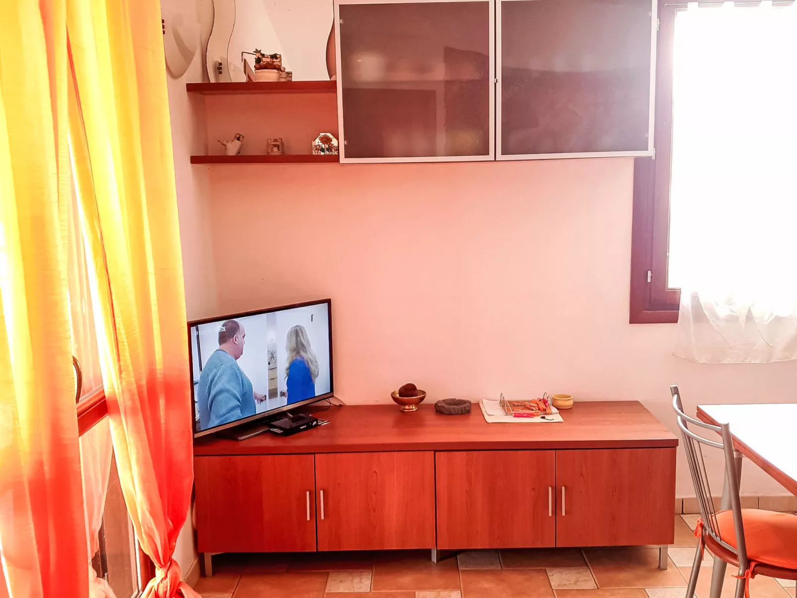 Irene, dolce brezza - Inside