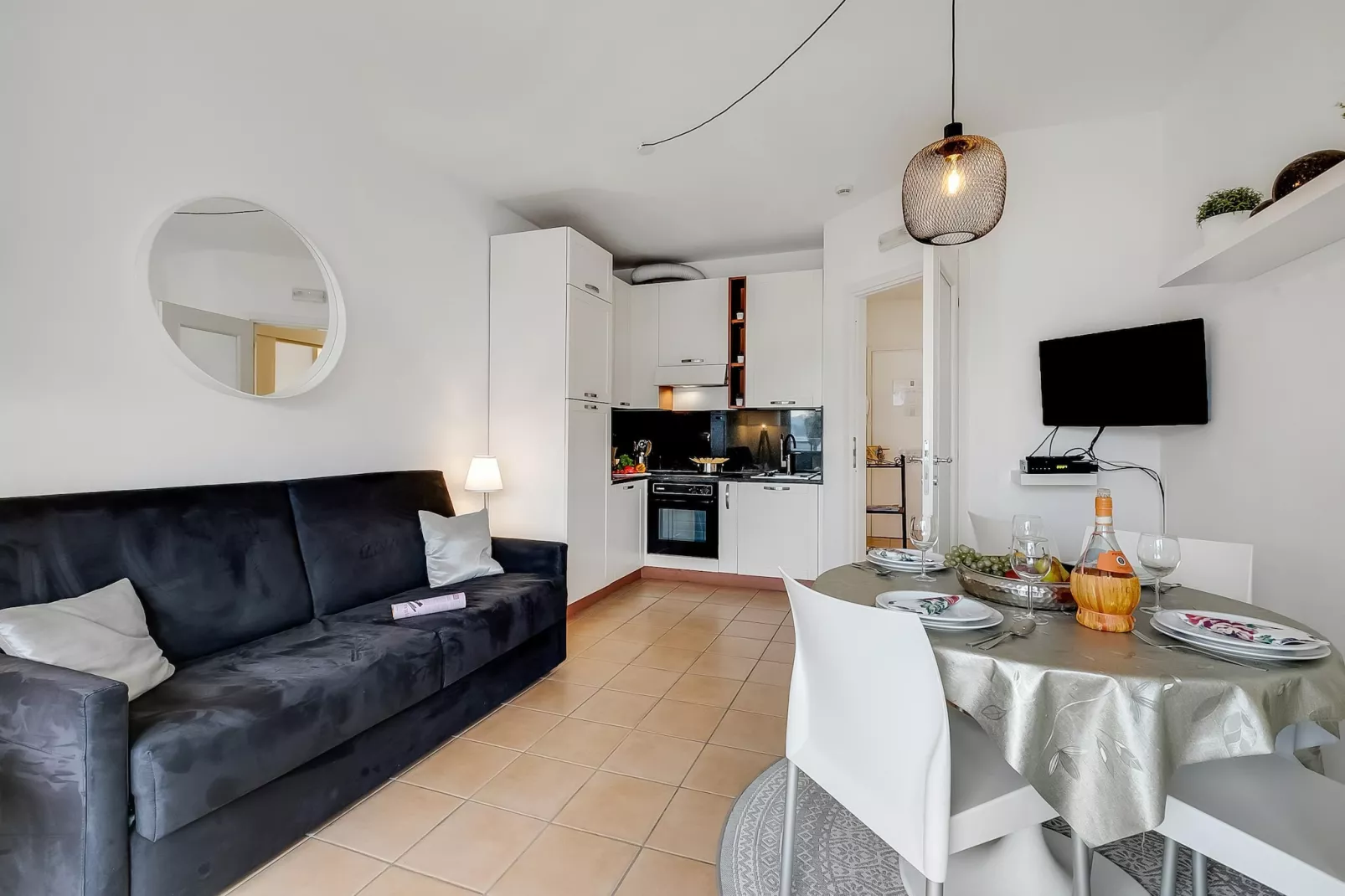 RESIDENCE PORTO LETIZIA - PALACE-1ROOM APT 4 PAX LAKE VIEW DELUXE 8206 - P1LD4 - Wohnzimmer