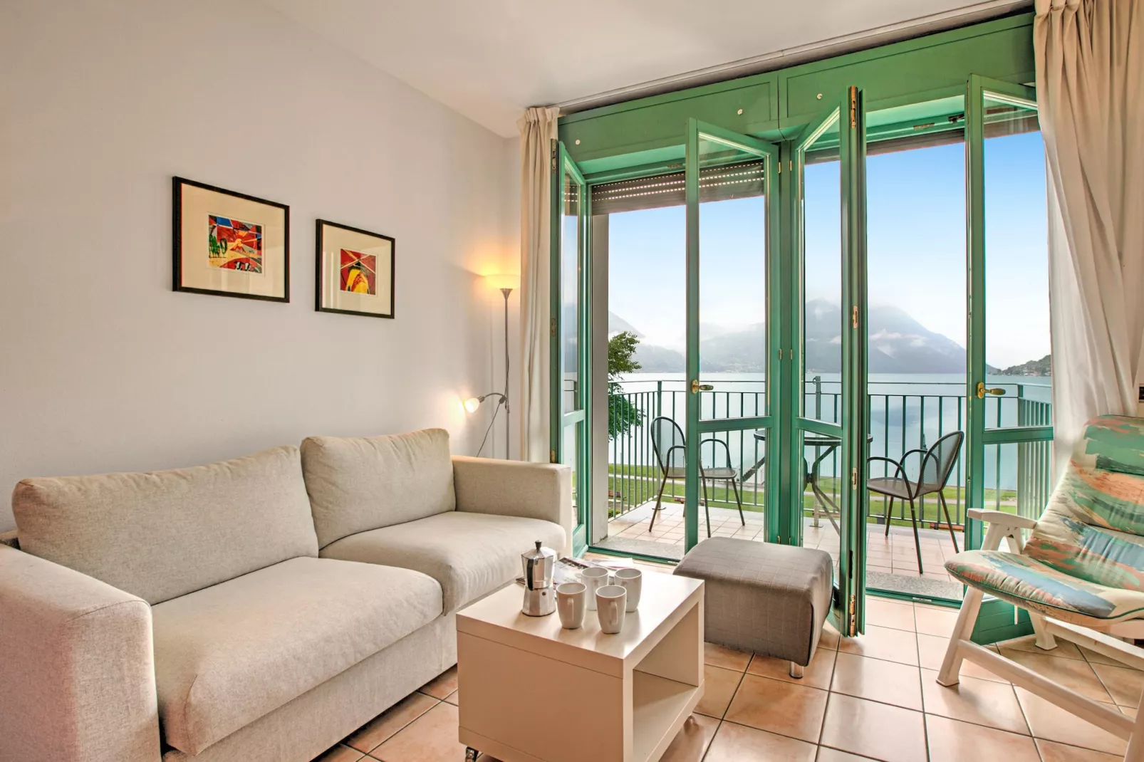 RESIDENCE PORTO LETIZIA - PALACE-2ROOM APT 6 PAX LAKE VIEW 8209 - P2LP6 - Living room