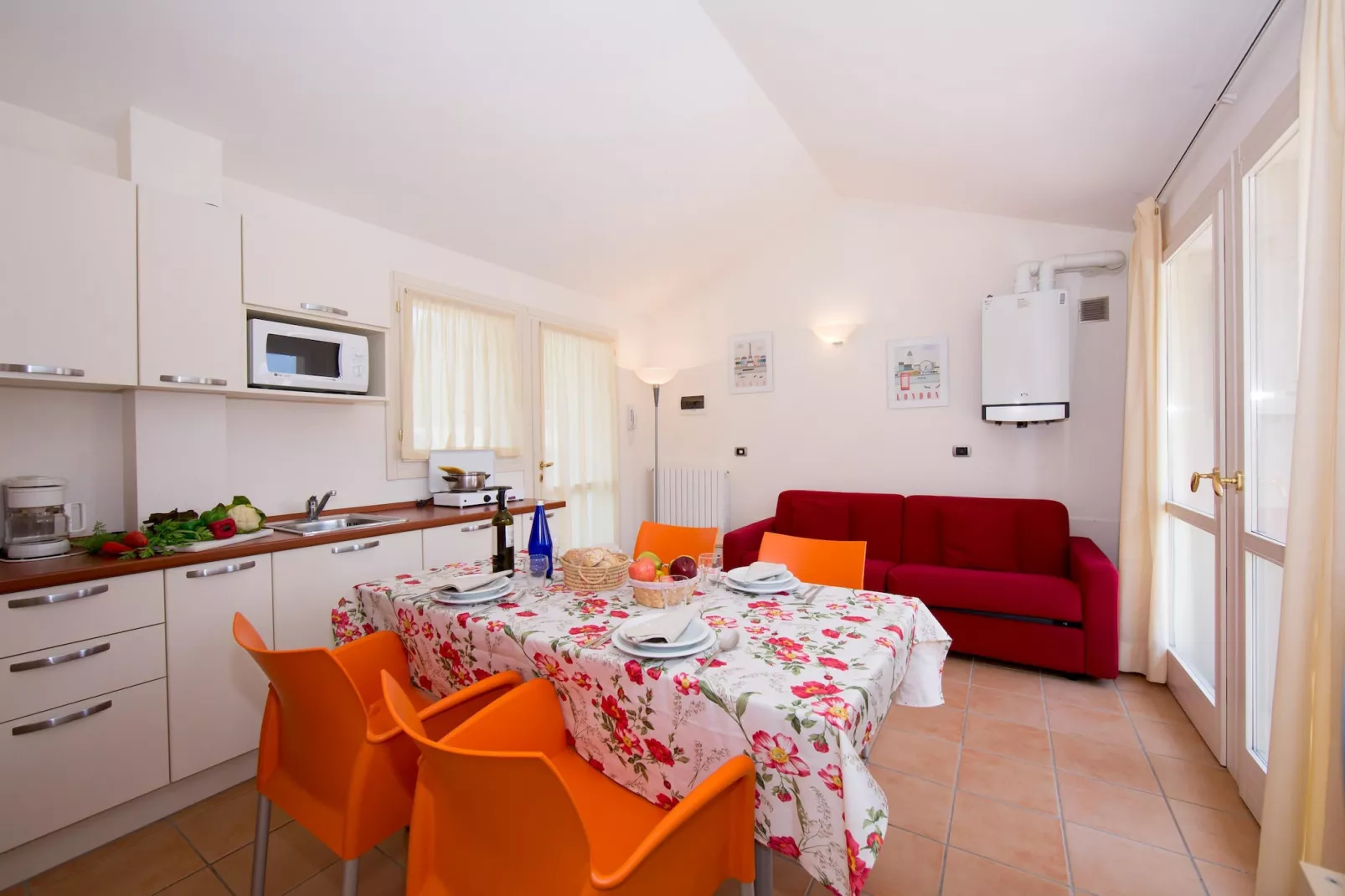 RESIDENCE PORTO LETIZIA - VILLAS-STUDIO 4 PAX VISTA LAGO PLUS 8213 - VSLP4 - Living room