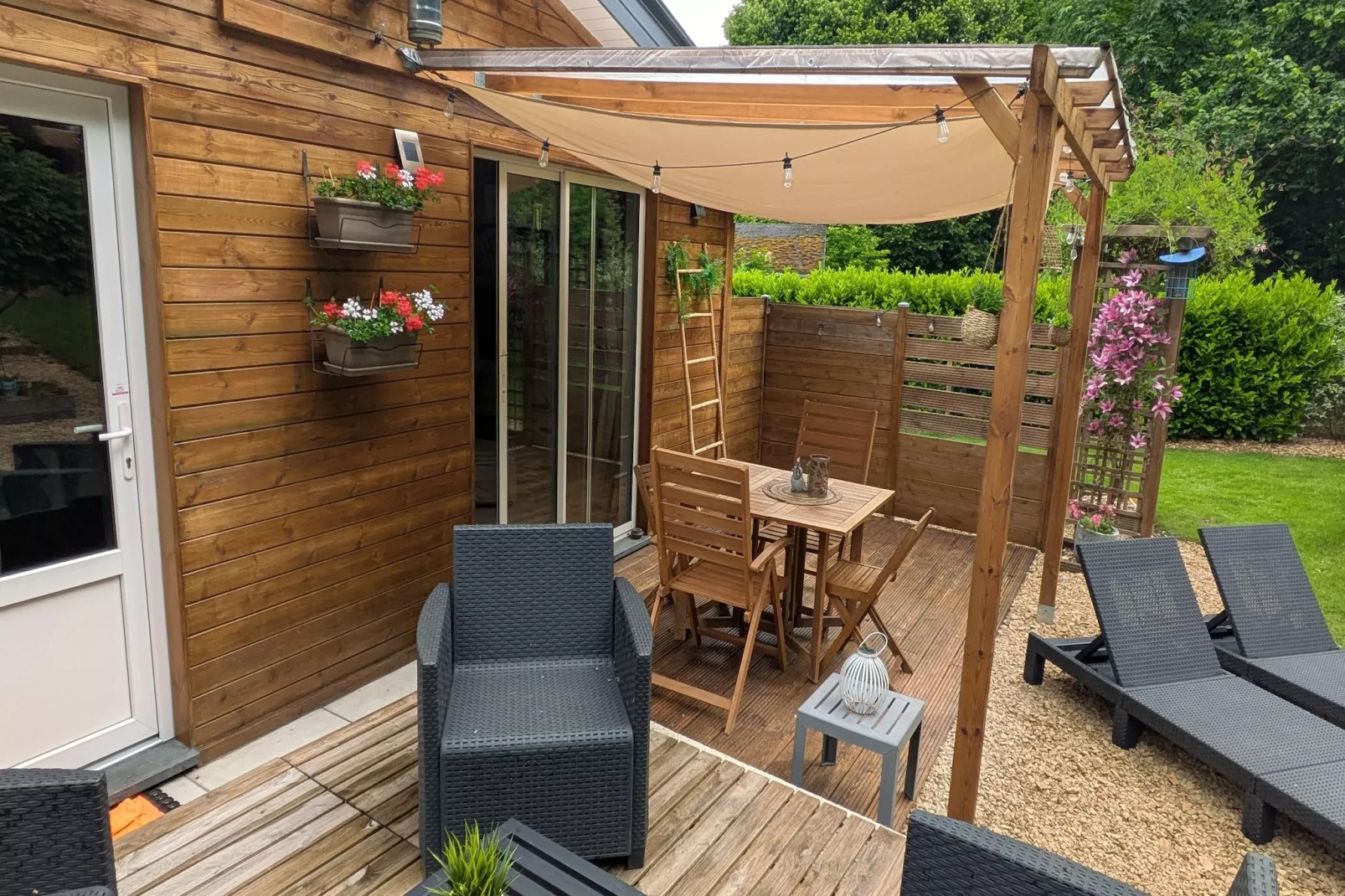 Chatillon 67-Terrasse/Balkon