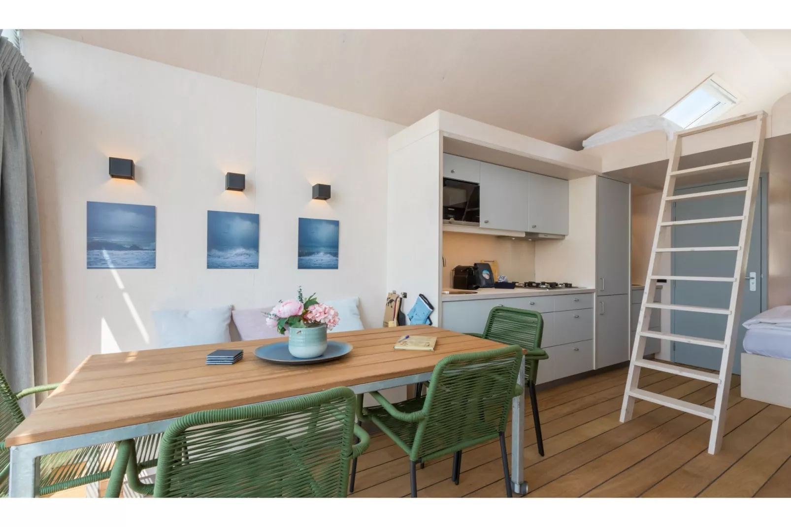 Slaapstrandhuisje - Strand dishoek 67  Dishoek-Salon