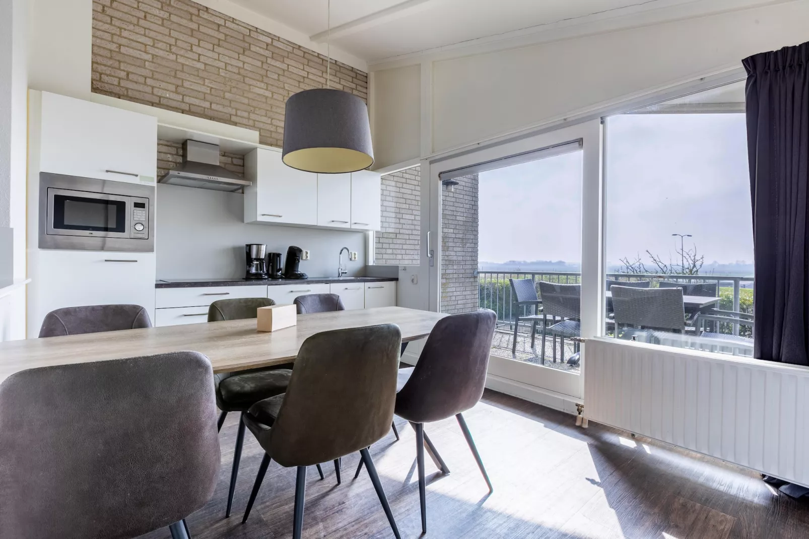 Roompot Beach Resort 21-Dining room