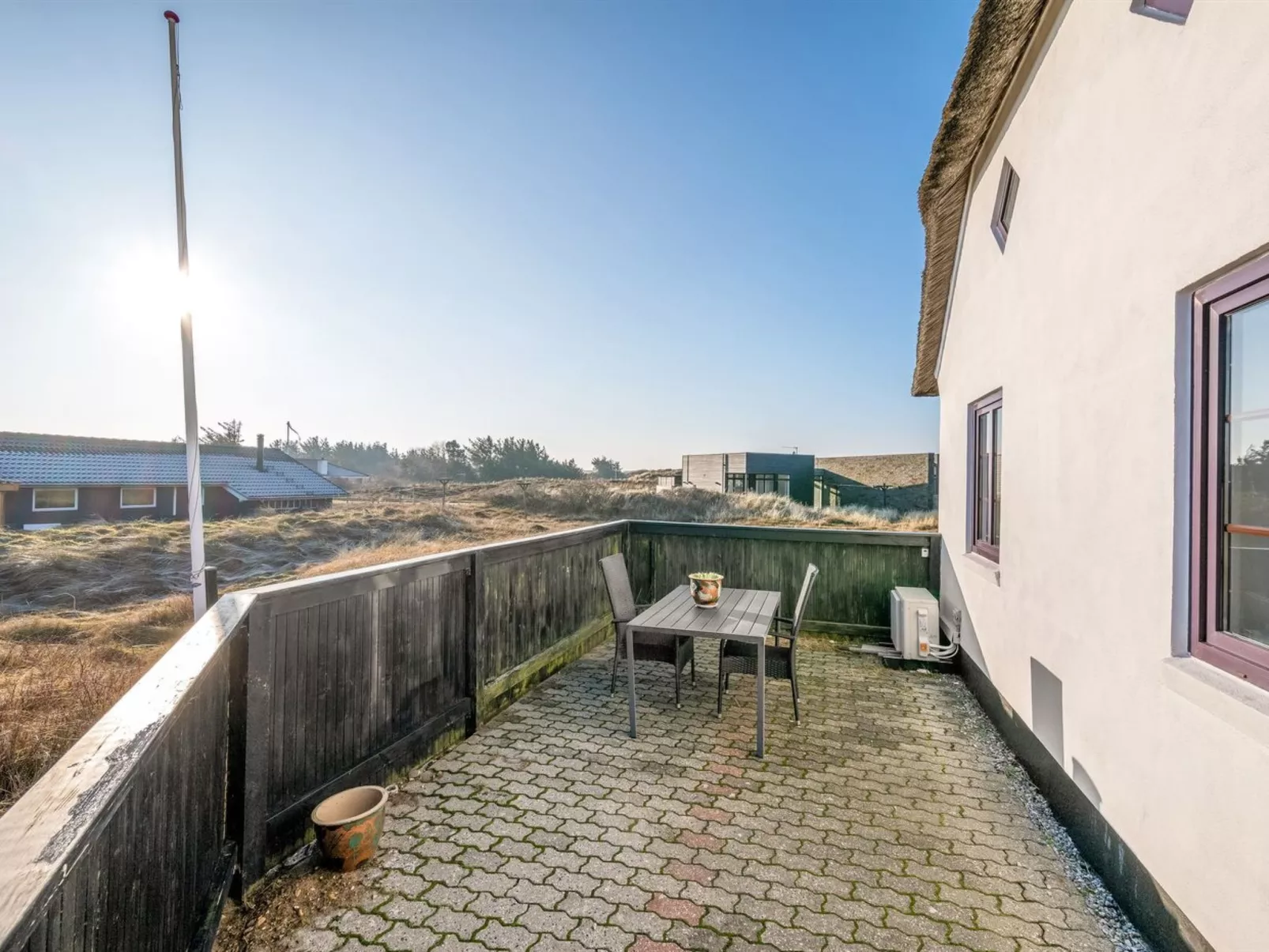 "Trugot" - 450m to the fjord-Outside