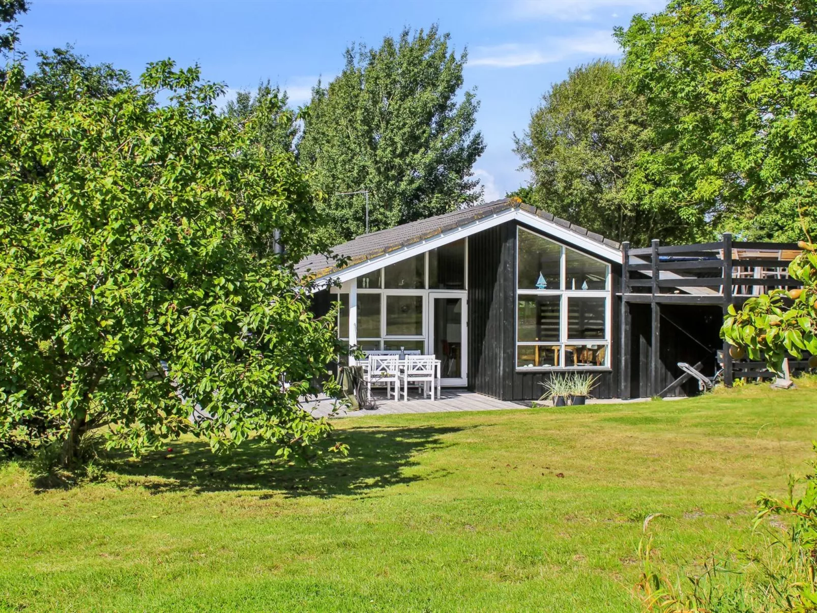 "Lilla" - 120m from the sea - Draußen