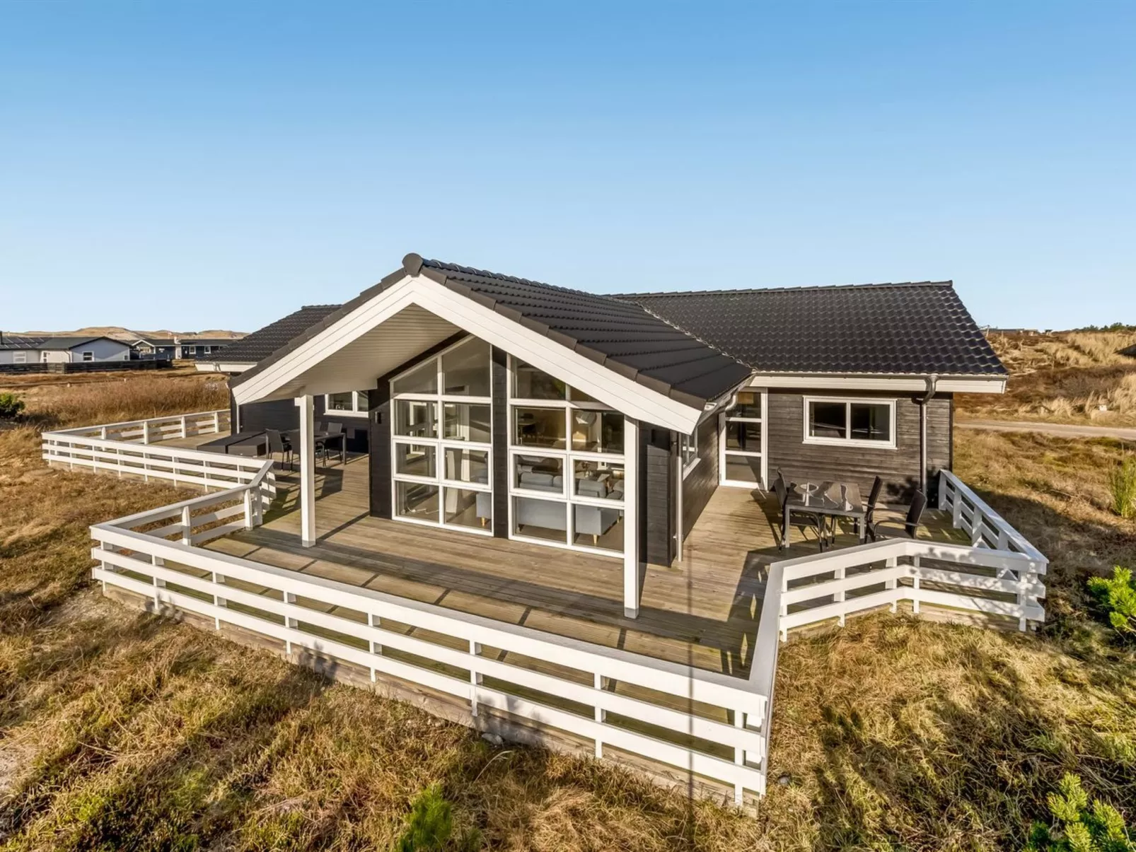 "Niesina" -  from the sea-Outside