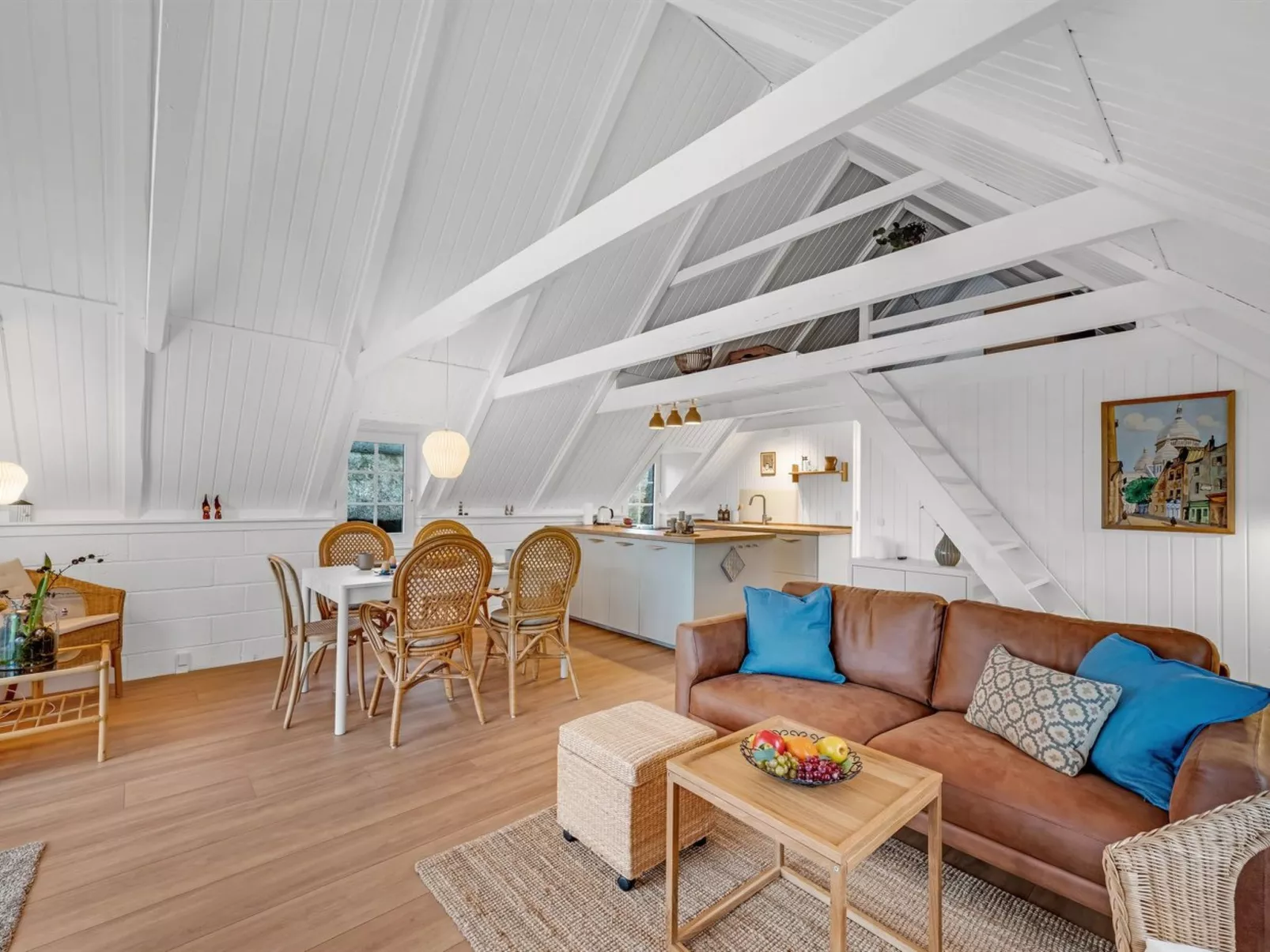 "Gunhwat" - 350m to the fjord-Inside