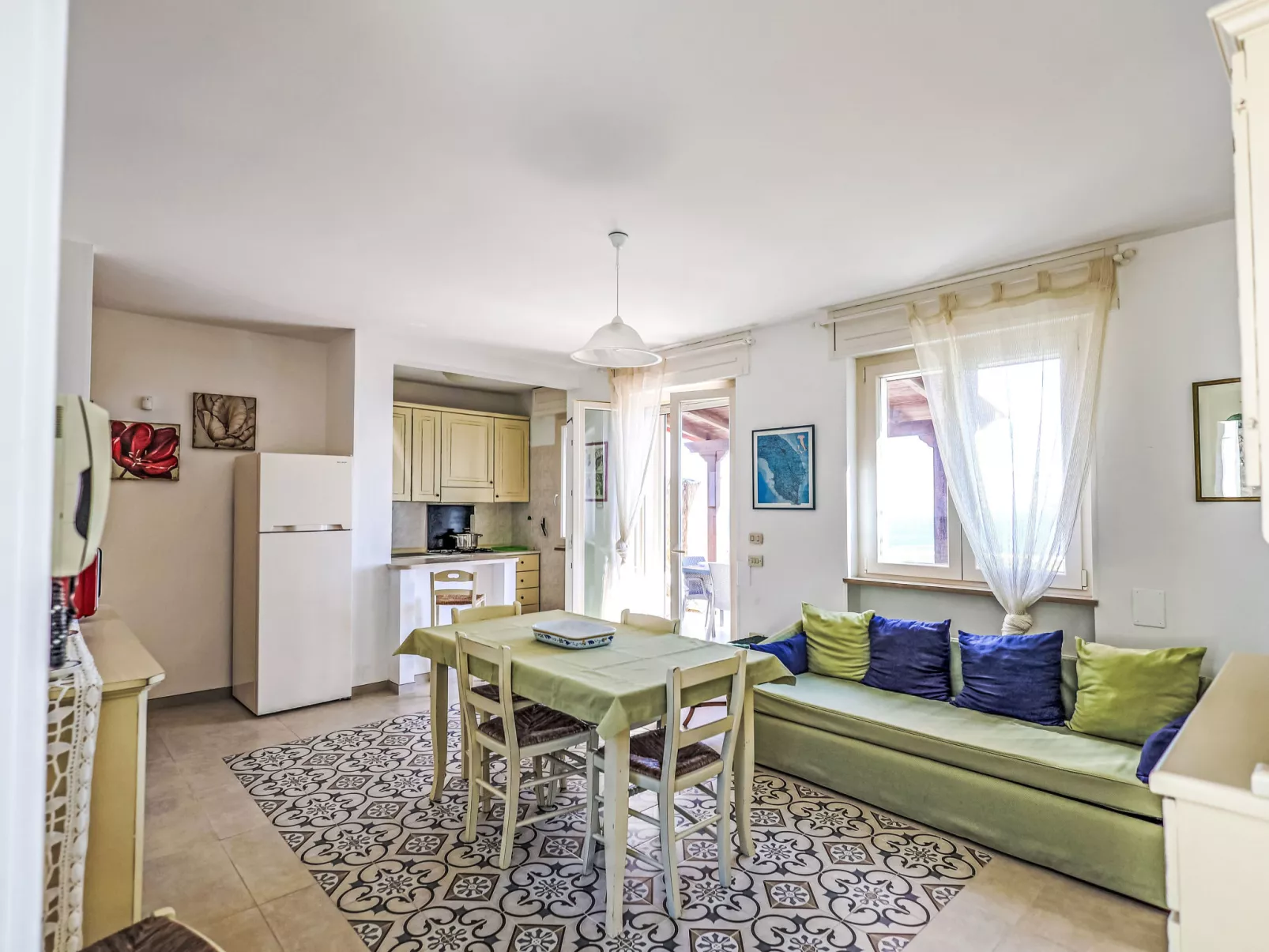 Cicala-Villa Anna-Drinnen