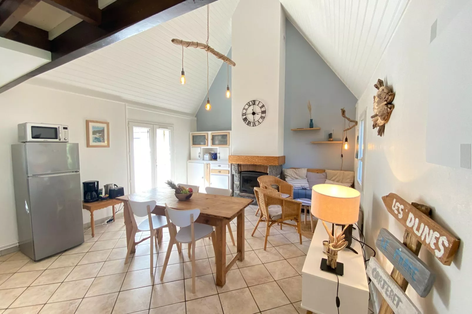 Holidayhome in Barneville-Carteret-Esszimmer