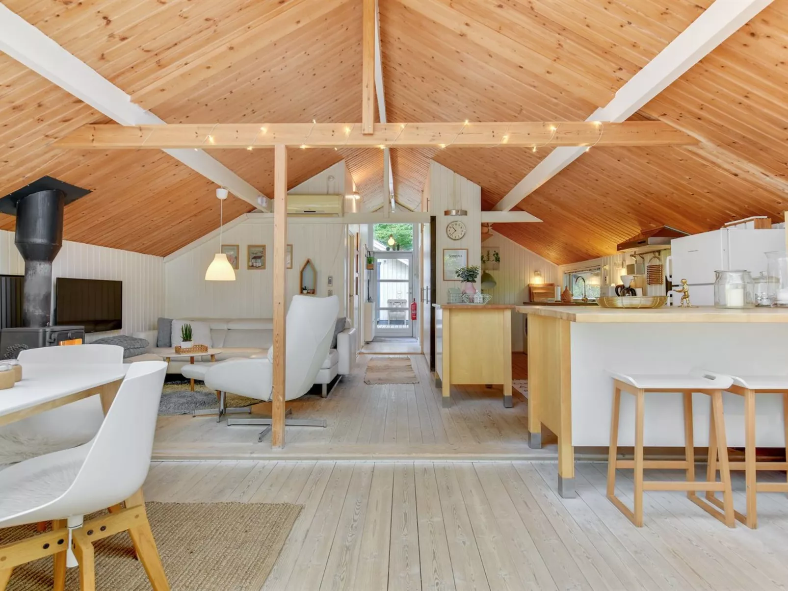 "Swenki" - 29km from the sea-Drinnen