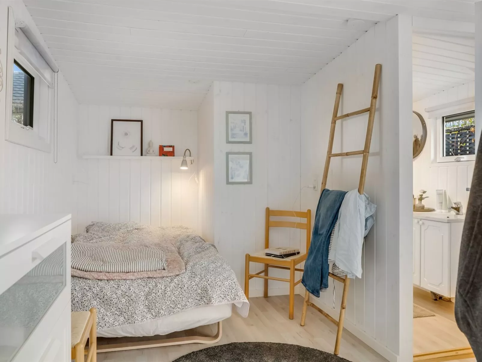 "Kielo" - 200m to the fjord-Drinnen