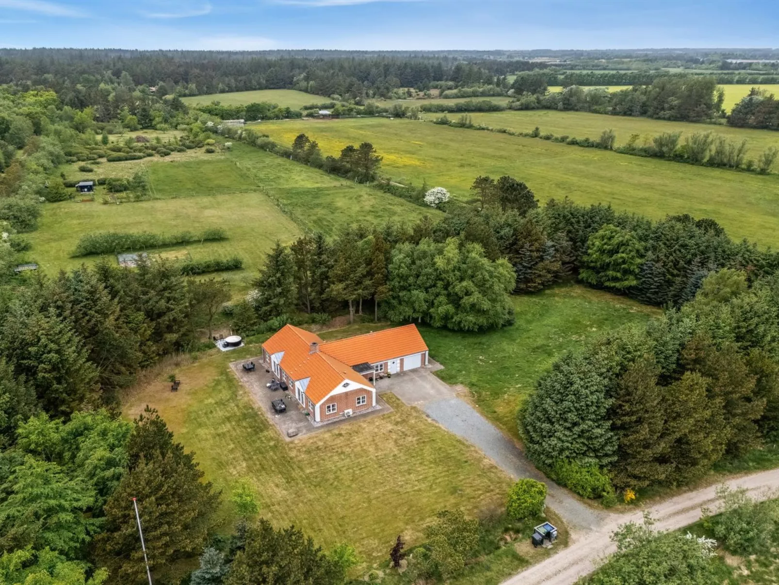 "Marlise" - 2.5km from the sea-Outside