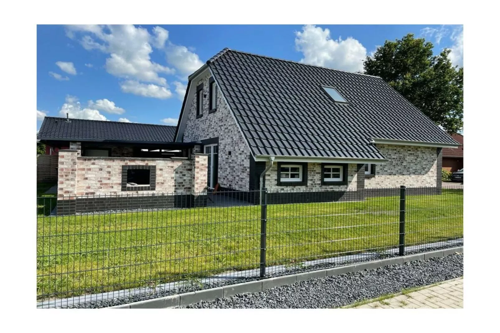 352700-Außenbereich Sommer