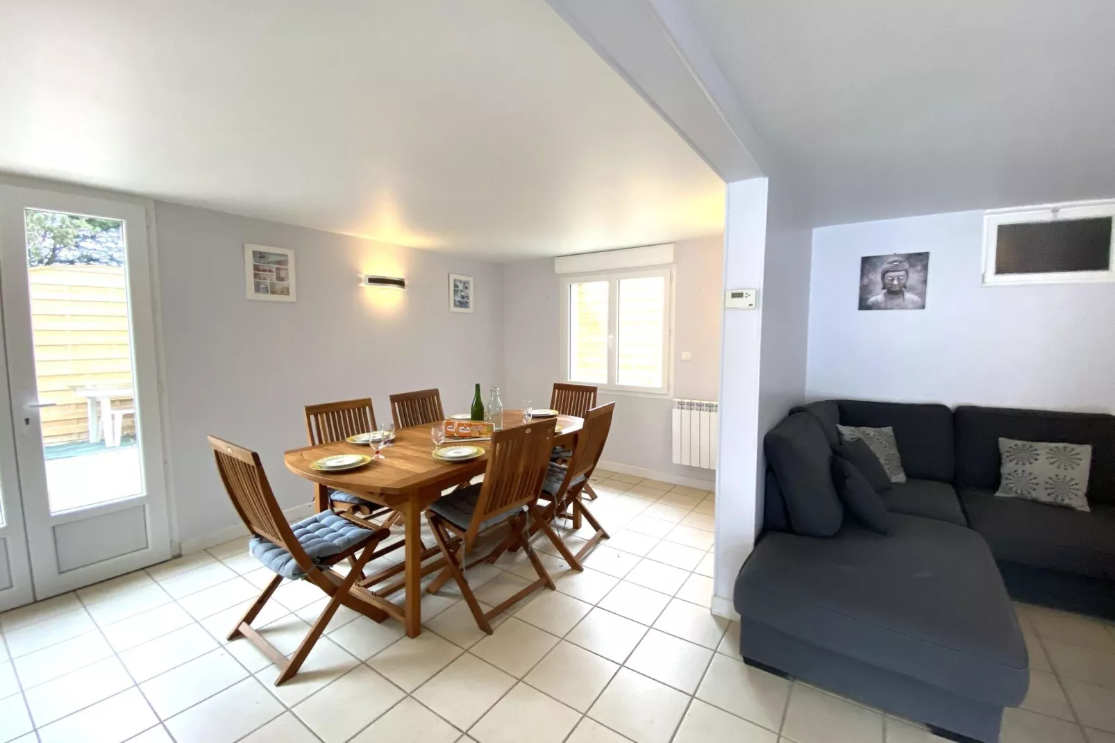 Maison de vacances 200 m mer St Pair sur Mer-Dining room