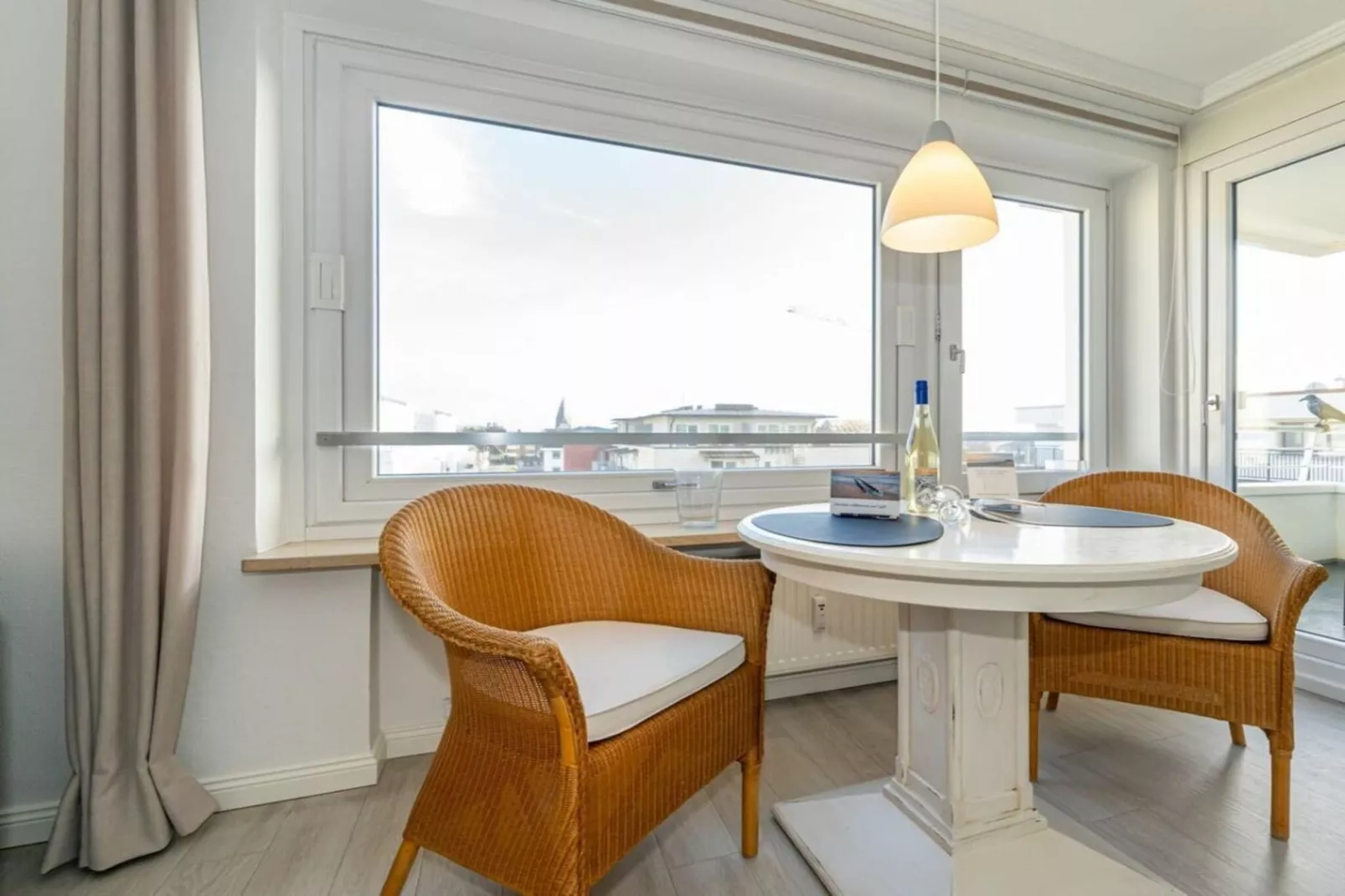 273519-Salle à manger