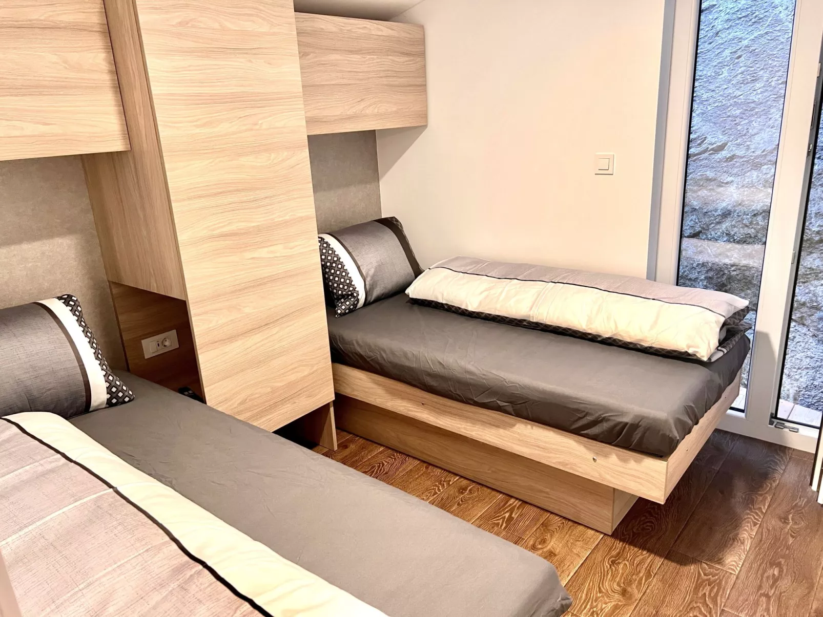 SKYLIGHT Chalet-Dedans