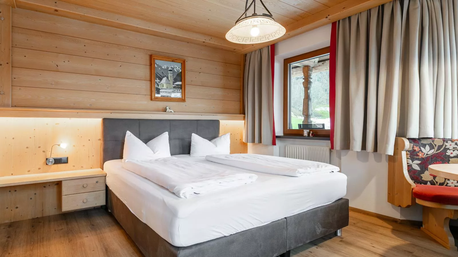 Landhaus Marchfeld Top 1  Top 2 Top 3 - Bedroom