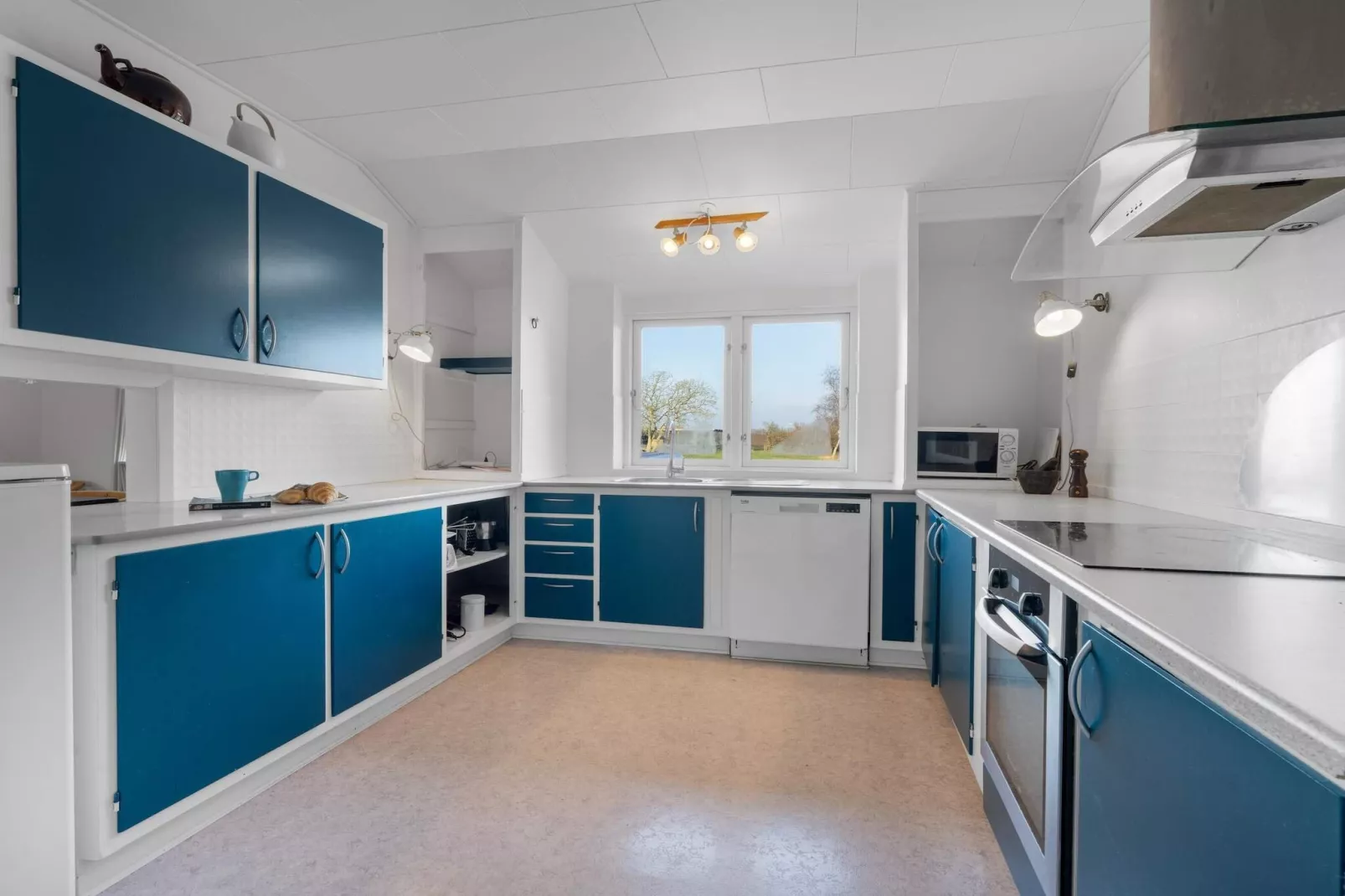 8 person holiday home in Nordborg - Indoor