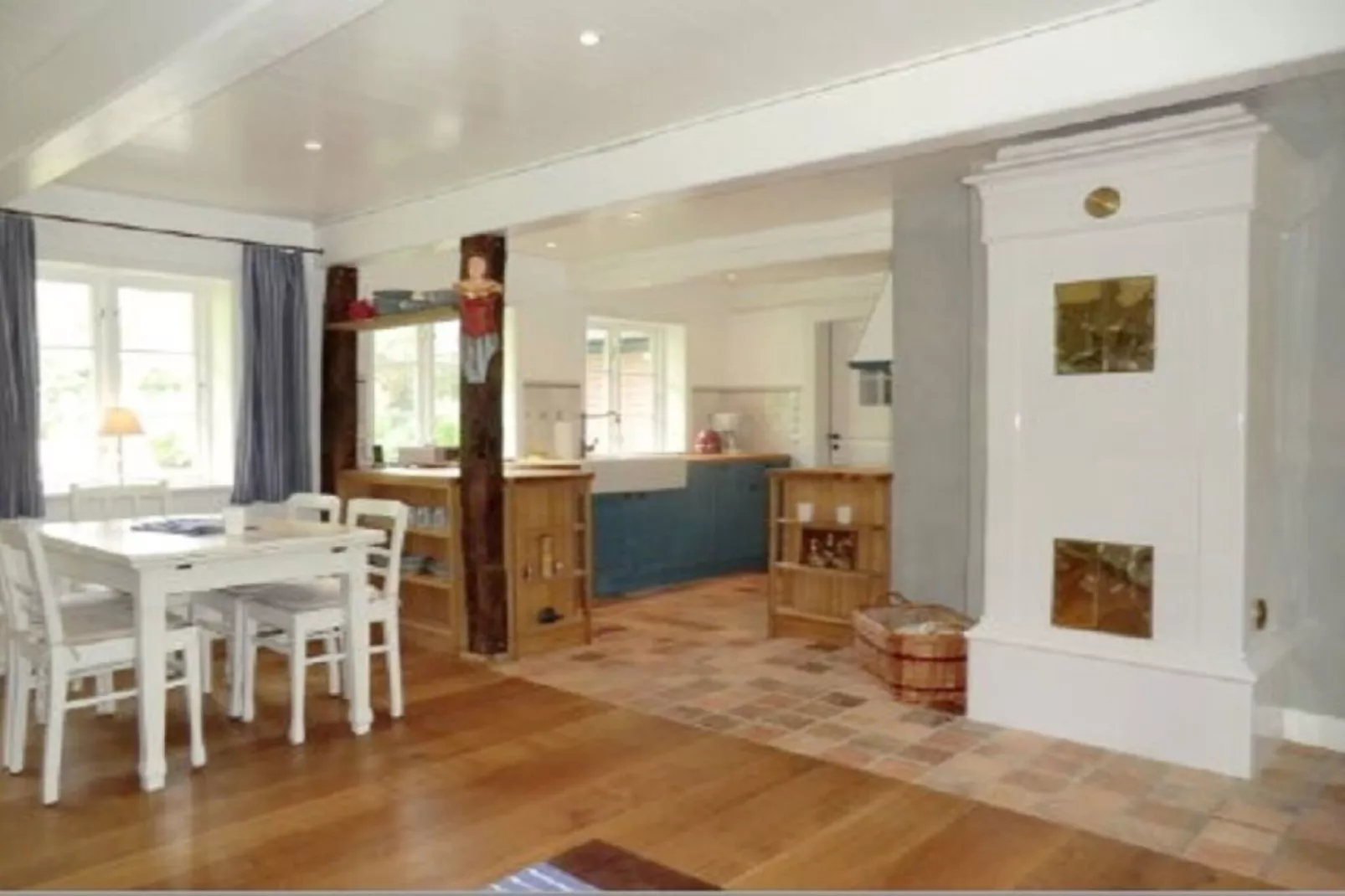 130482-Salle à manger