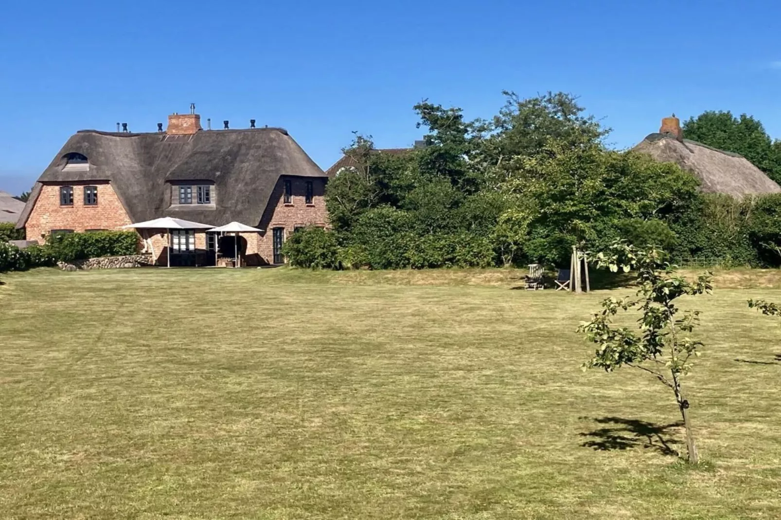 743418-Extérieur été