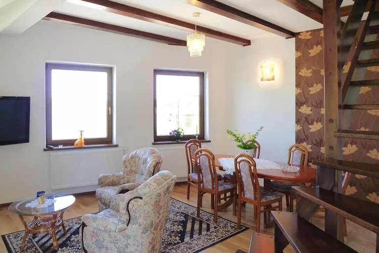 Apartament wakacyjny w Kiedrowicach dla max 6 osób-Wohnzimmer